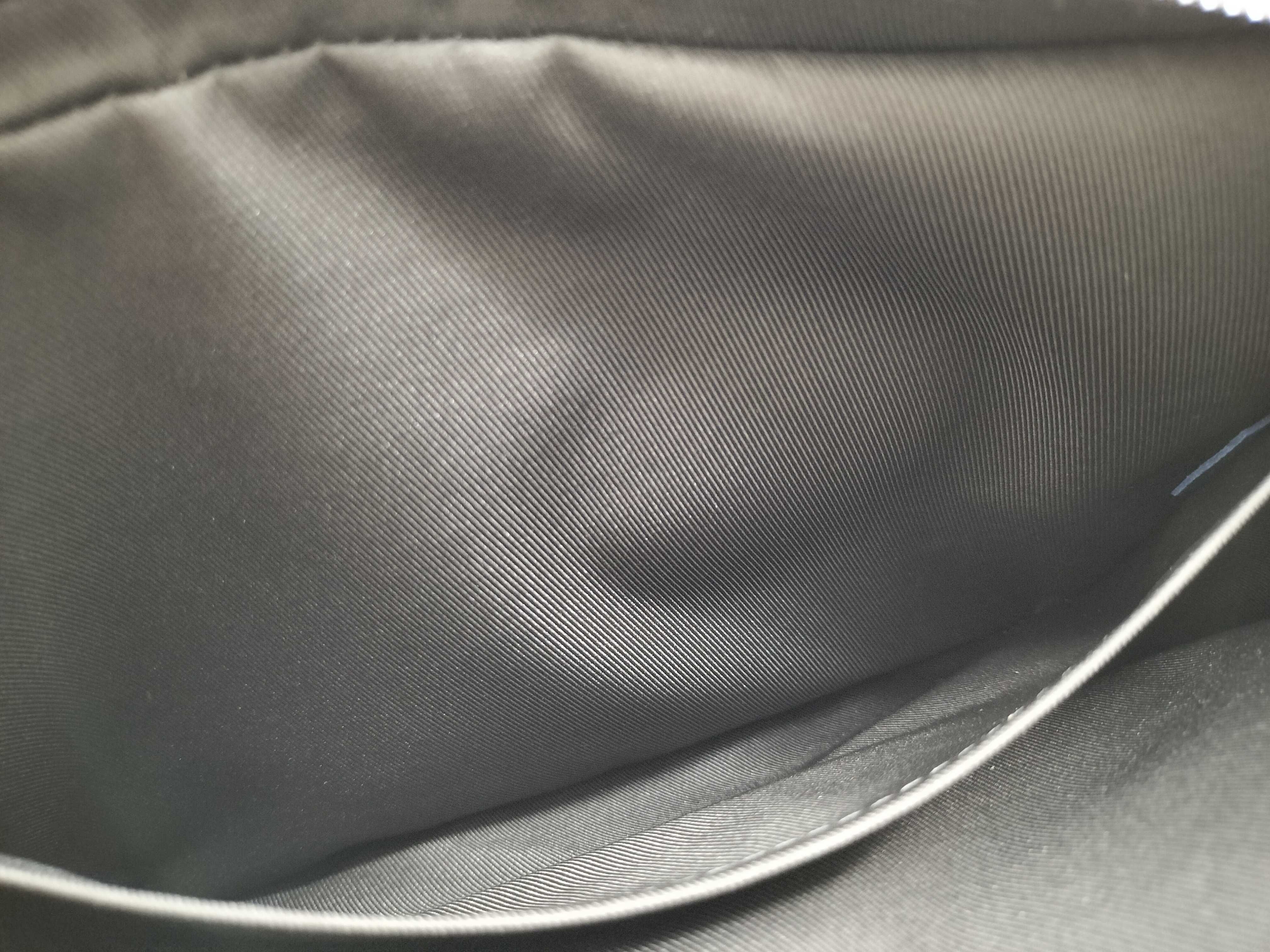 Outdoor Messenger PM Shoulder Bag — view 14