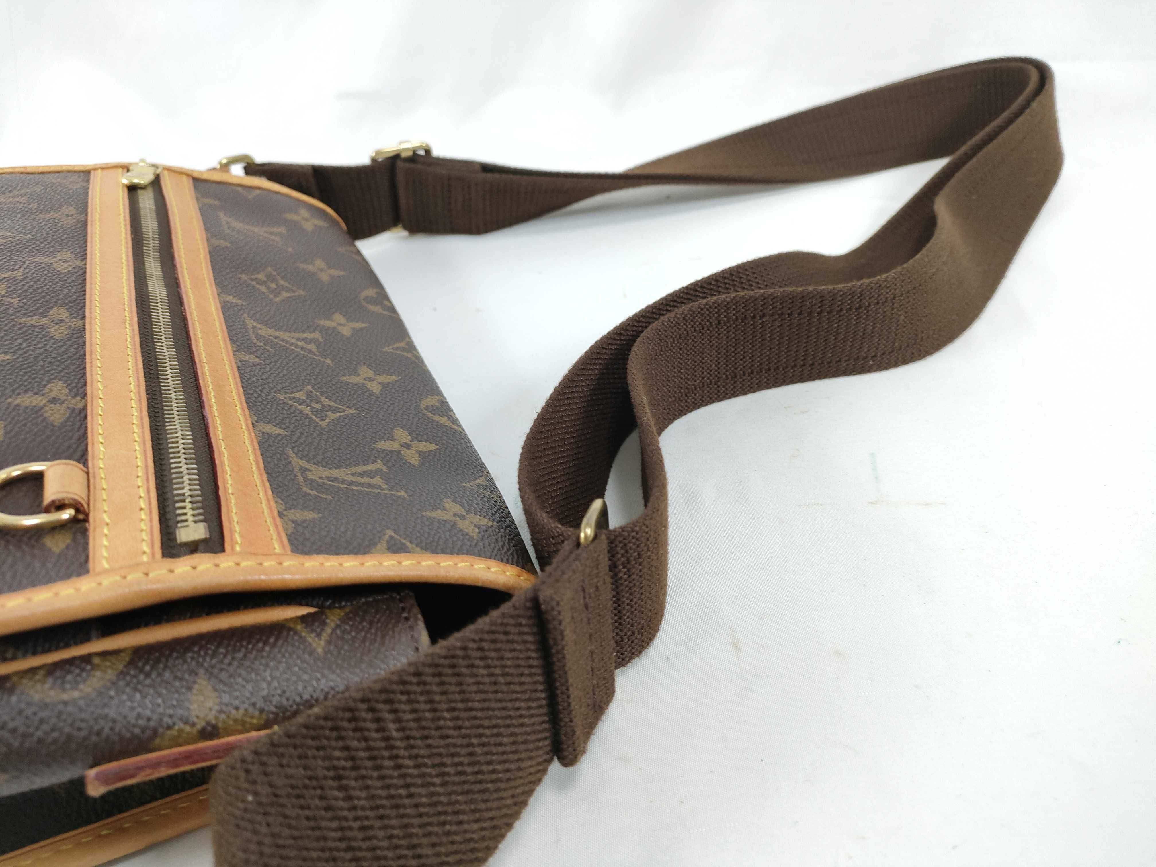 Monogram Louis Vuitton Messenger PM Bosphore M40106 MI3088 Shoulder Bag — view 3