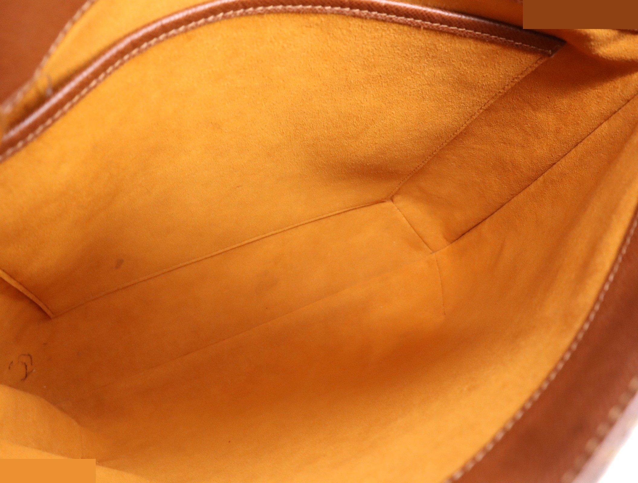 Musette — view 7