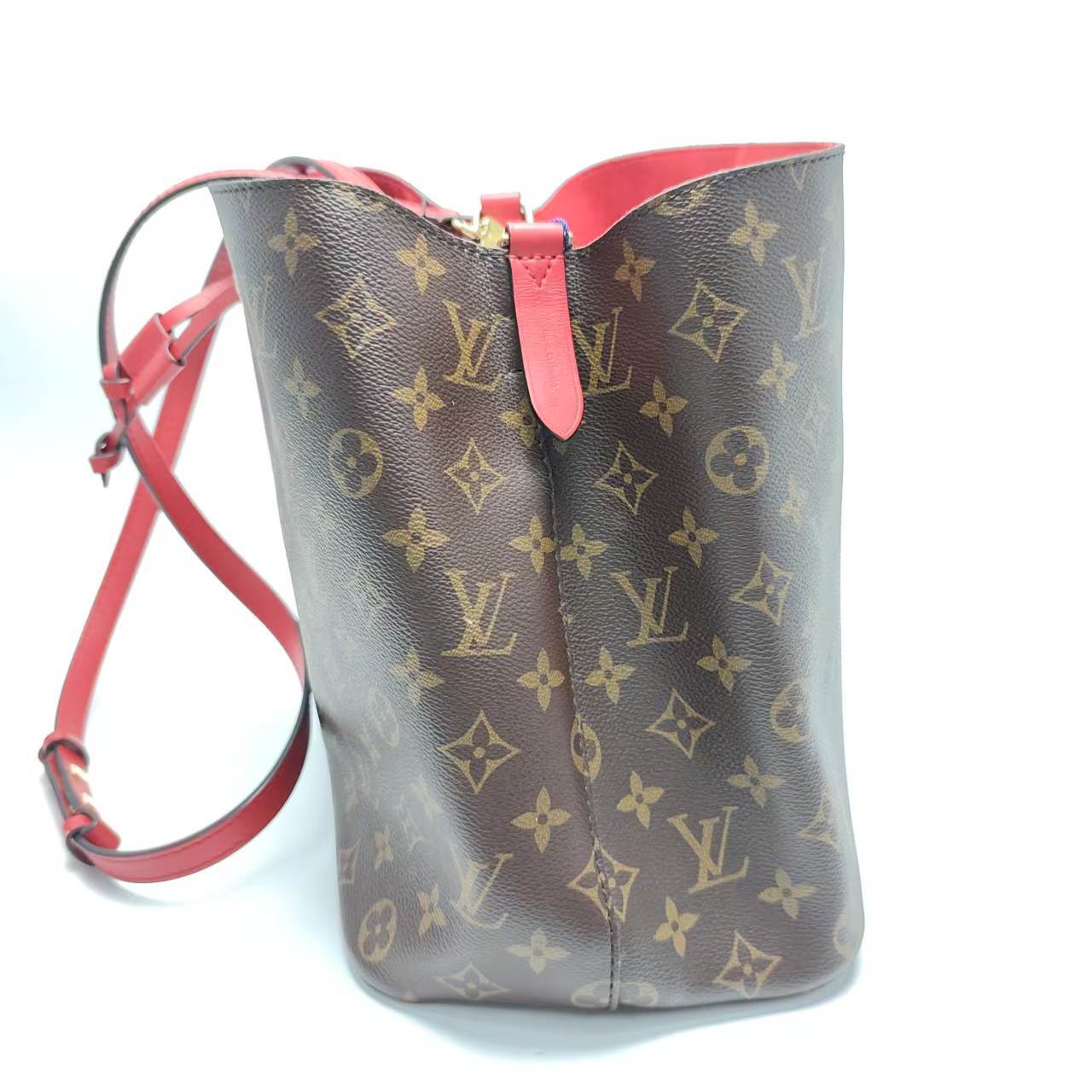 【*Shipped from: China*】LOUIS VUITTON PU Shoulder Bag — view 4