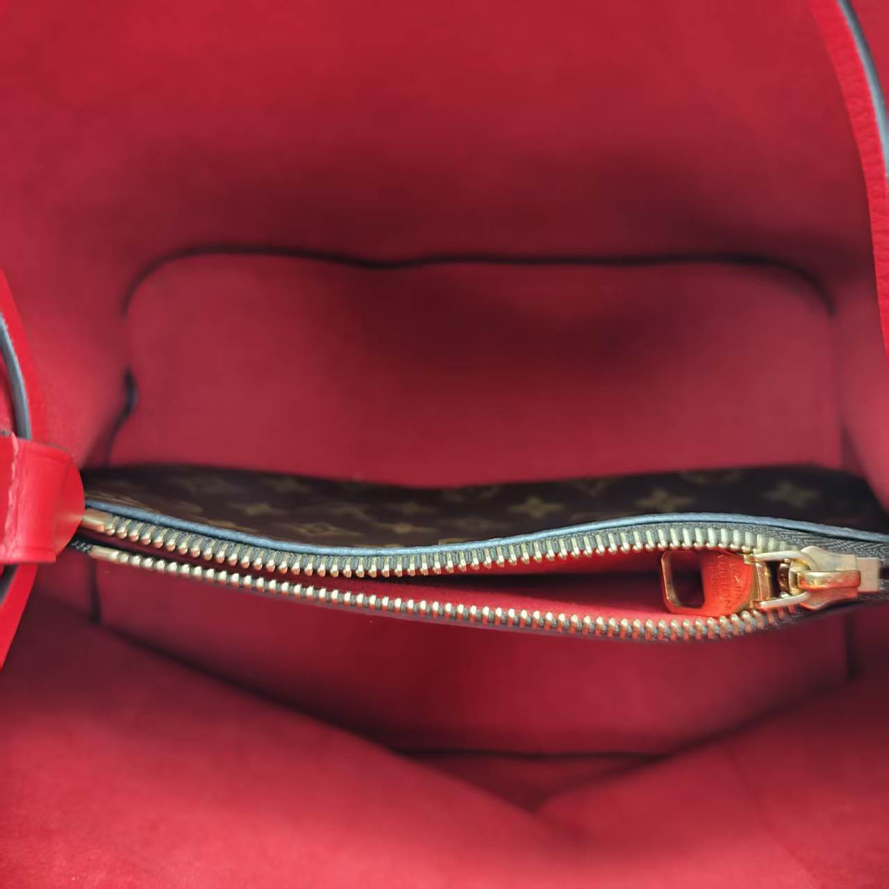 【*Shipped from: China*】LOUIS VUITTON PU Shoulder Bag — view 8
