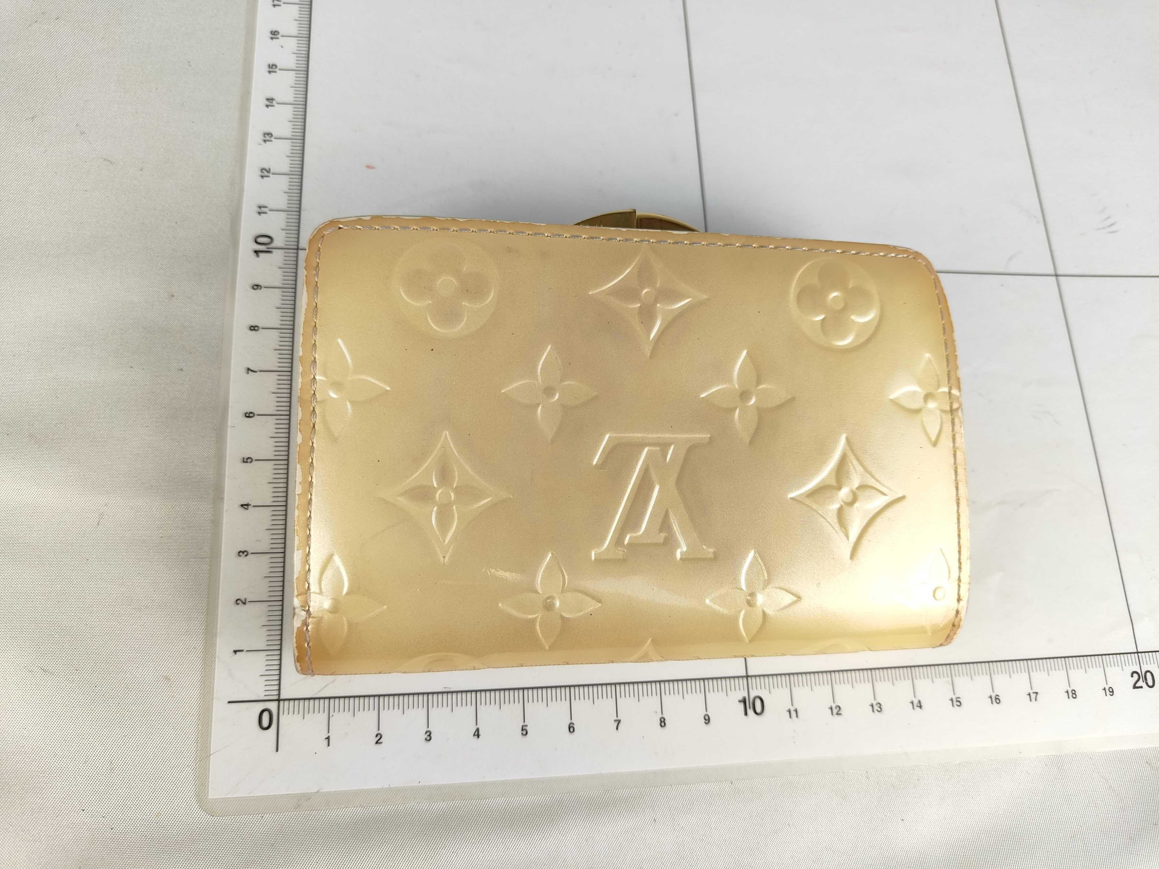 Vernis Portefeuille Viennois M65157 Wallet — view 2