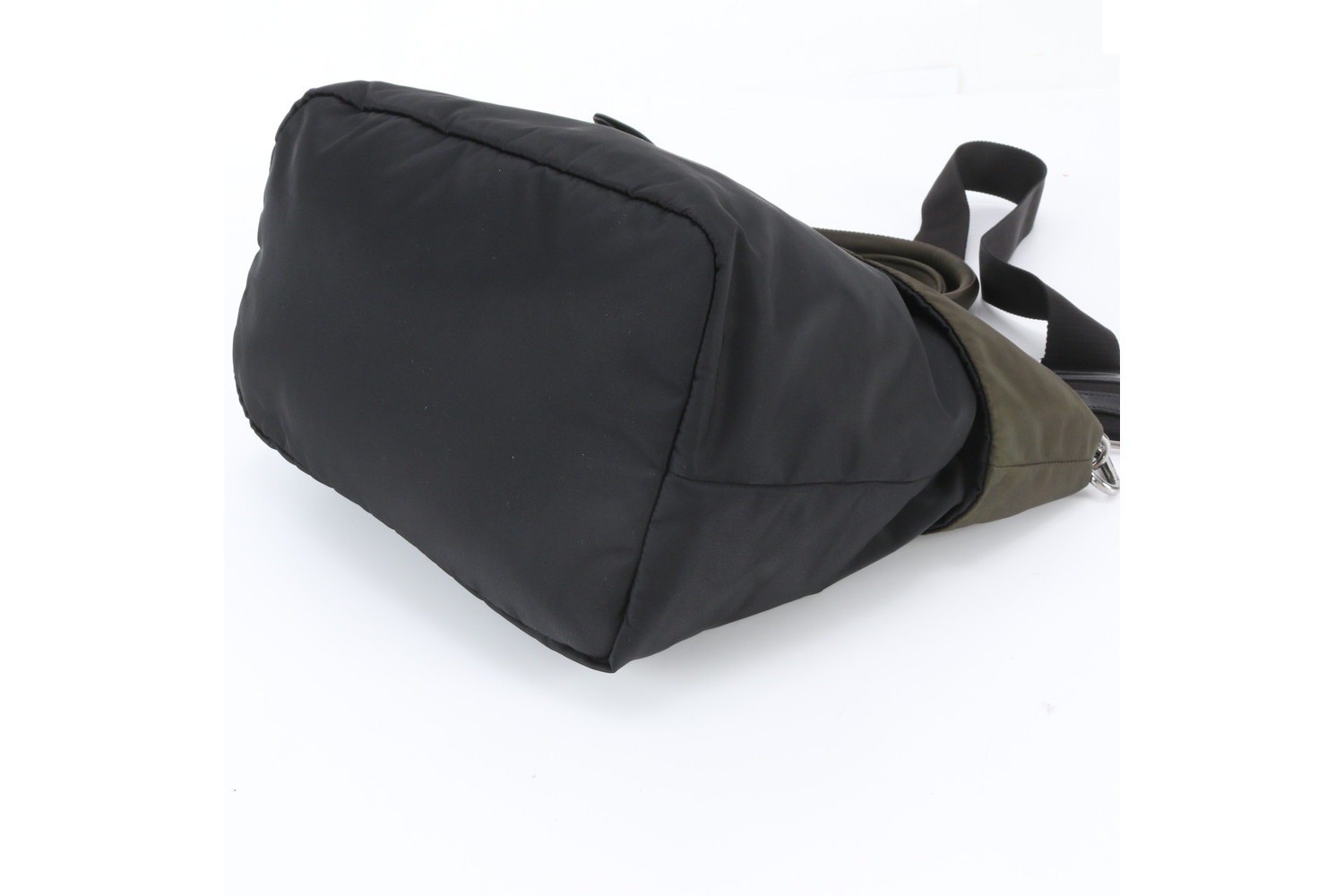 Reversible nylon 2-way shoulder bag with guarantee (BN1959) — view 7