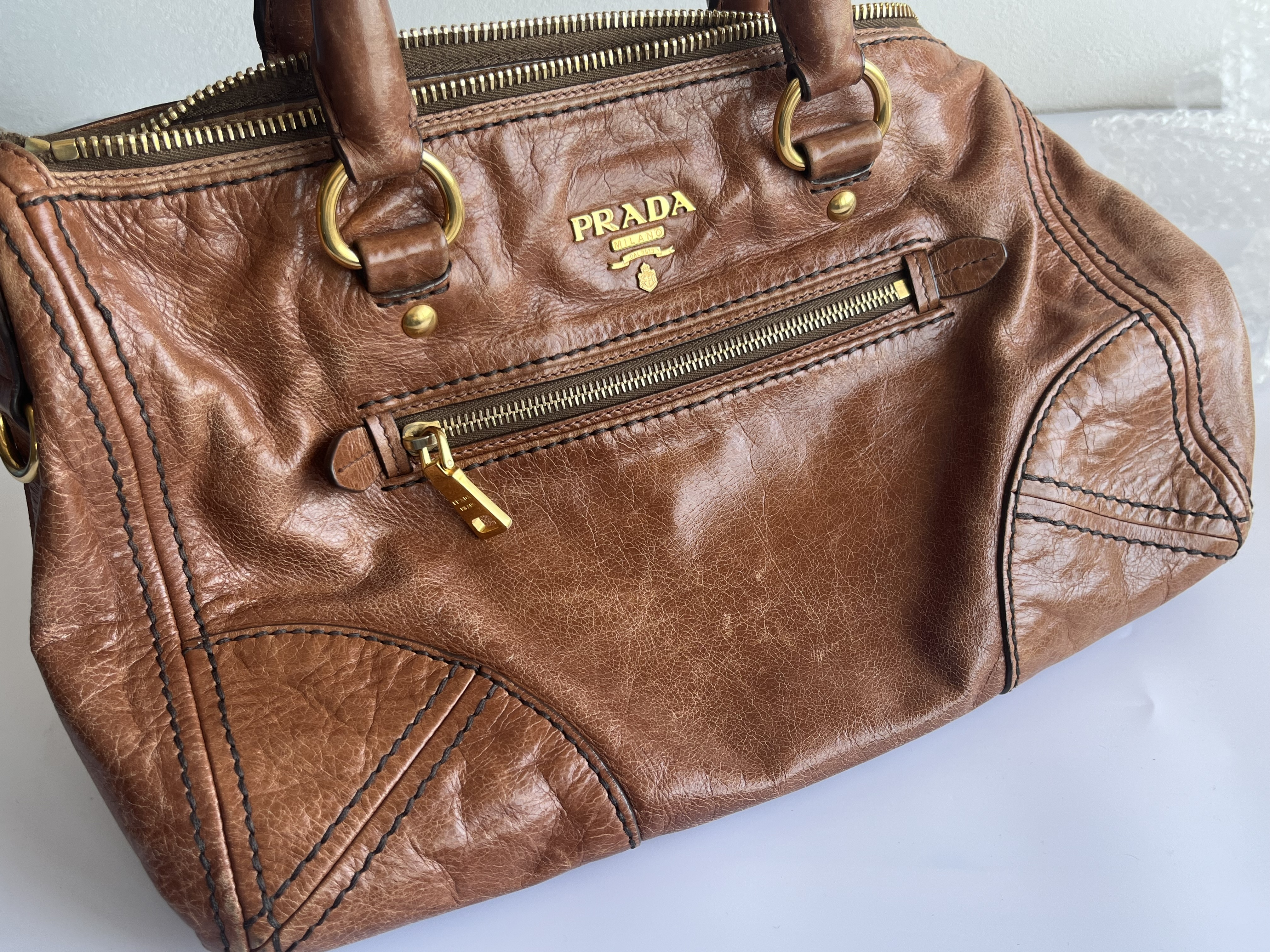 Vitello Shine Camel Shoulder Bag with Shoulder Strap — view 15