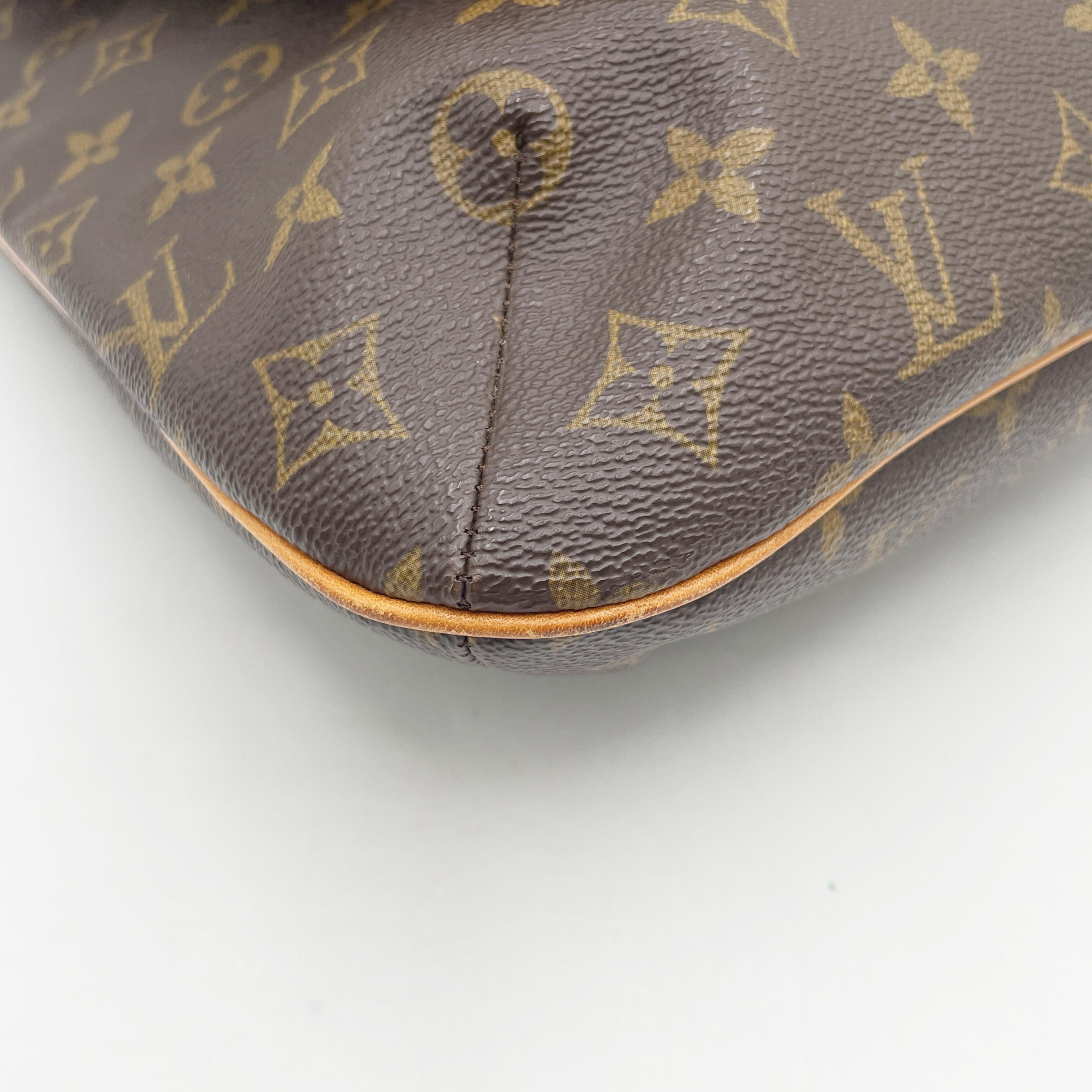 Musette M51256 Monogram AS1010 Shoulder Bag with Dust Bag — view 4