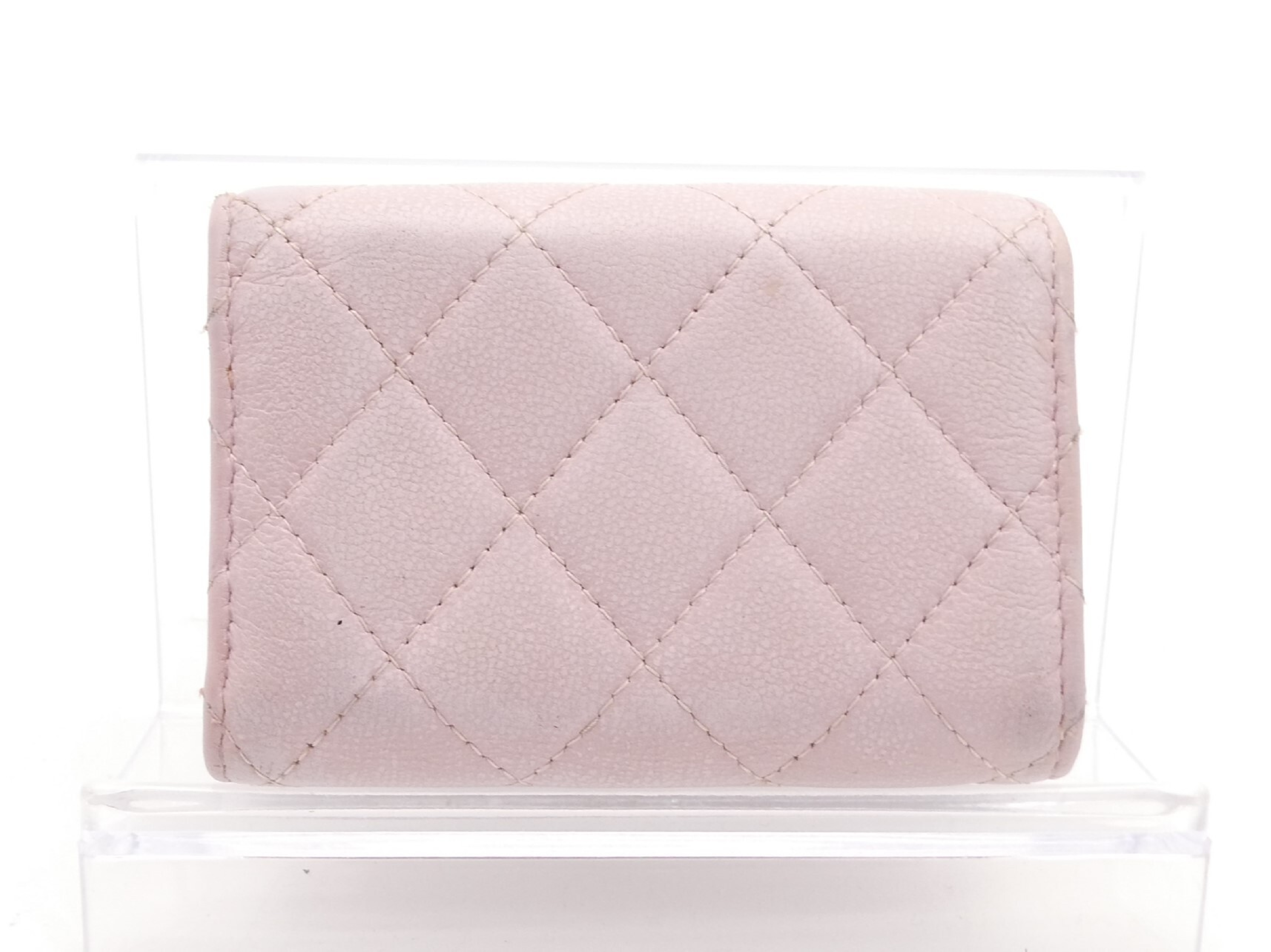 Matelassé Coco Mark Tri-fold Wallet — view 2