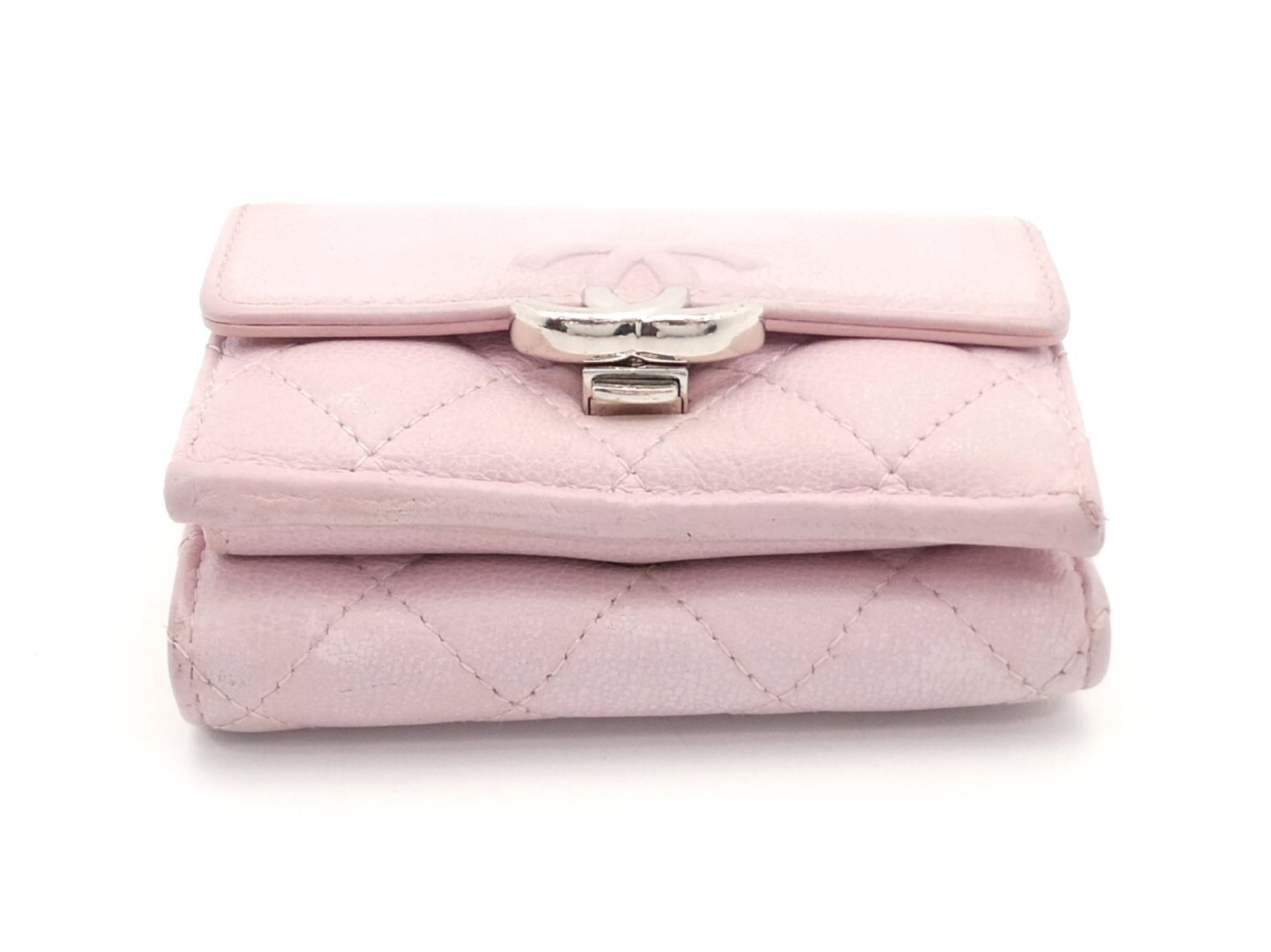 Matelassé Coco Mark Tri-fold Wallet — view 5