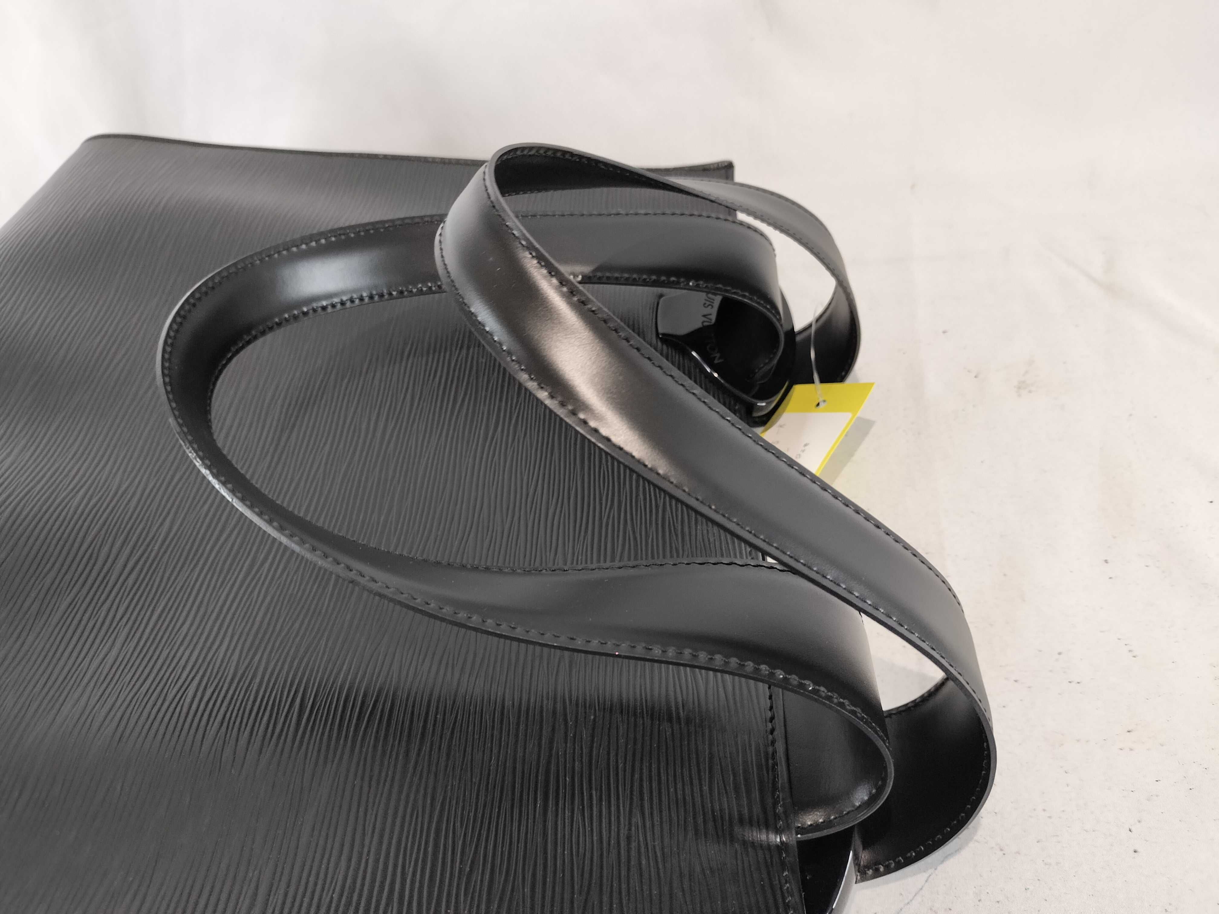 Epi M52452 Gemmo Handbag — view 4