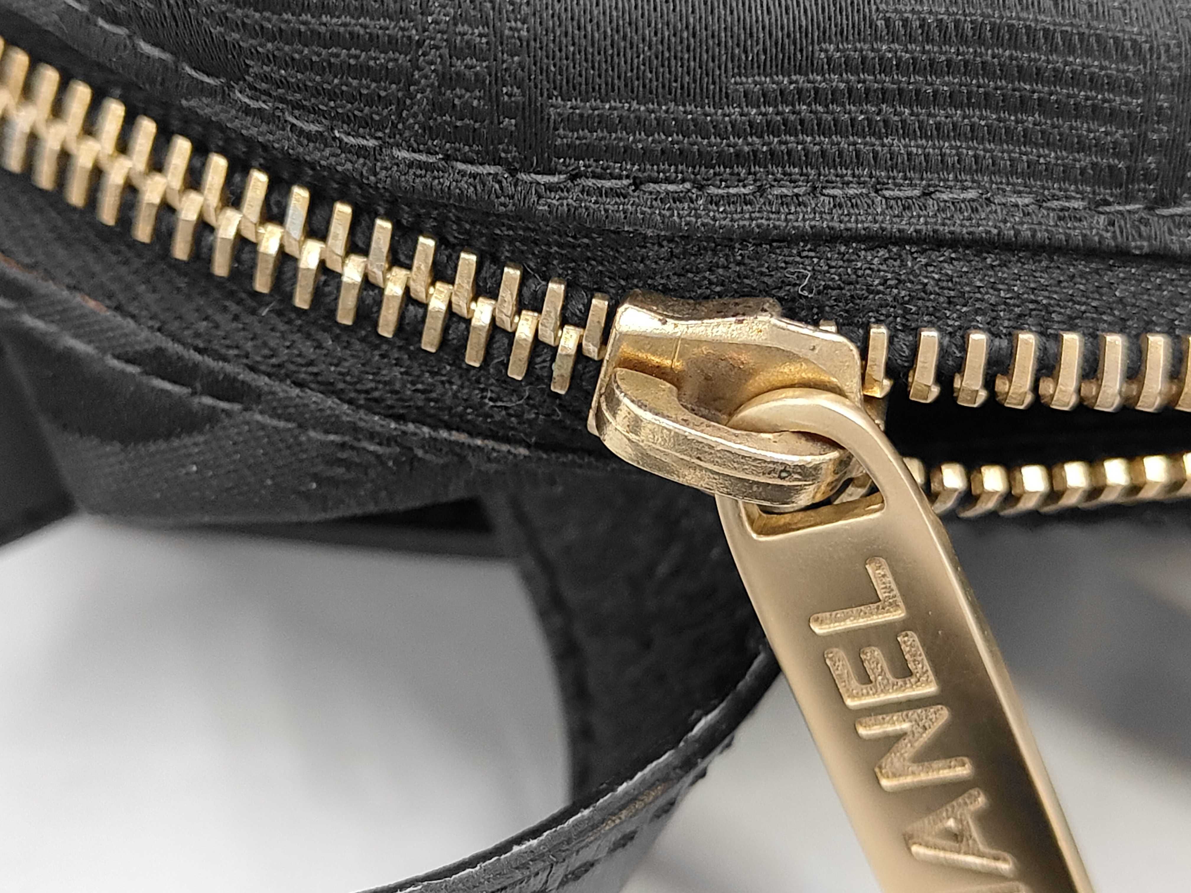 New Travel Line Mini Shoulder Bag — view 8