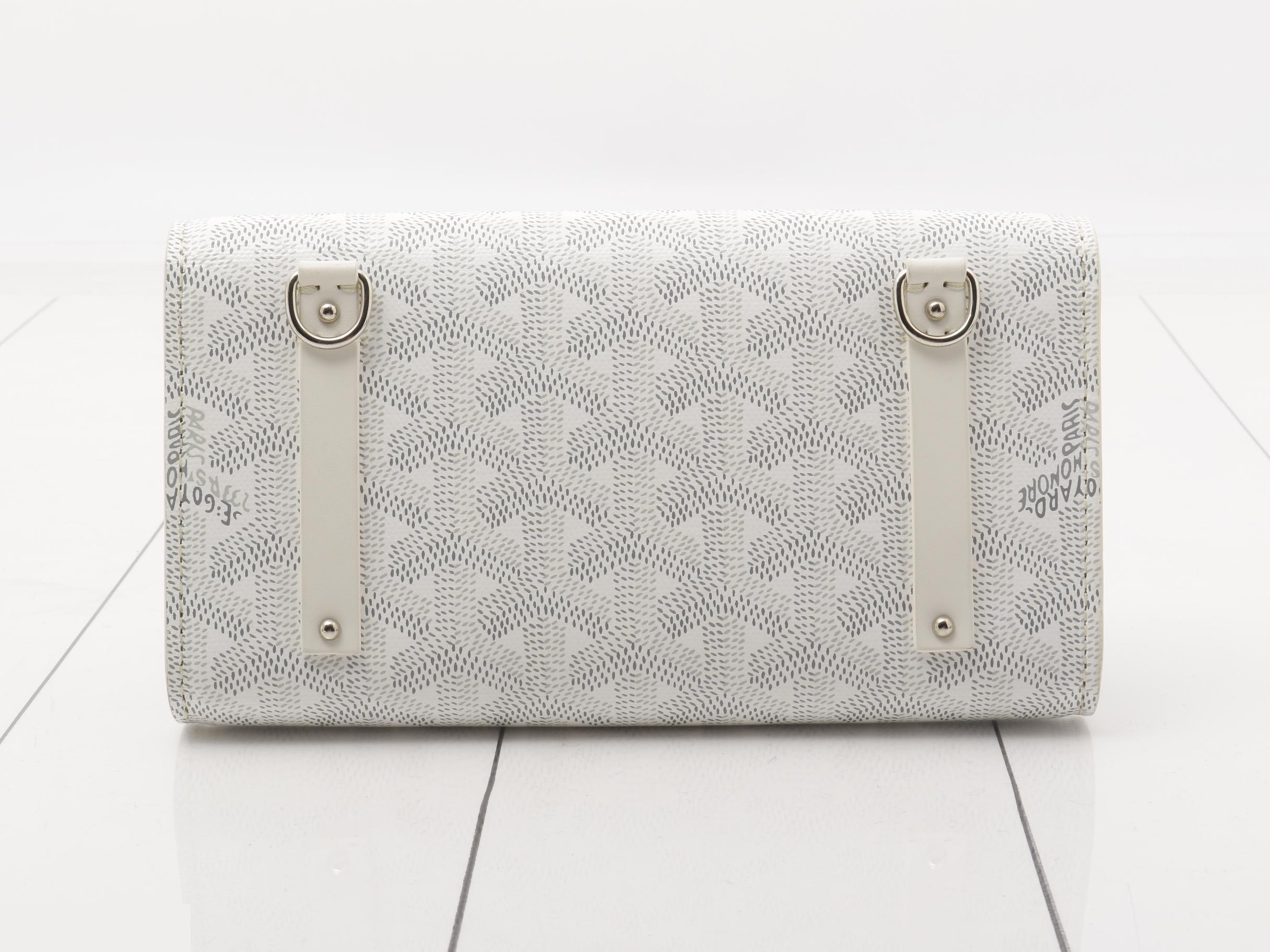 Monte Carlo Pouch — view 2