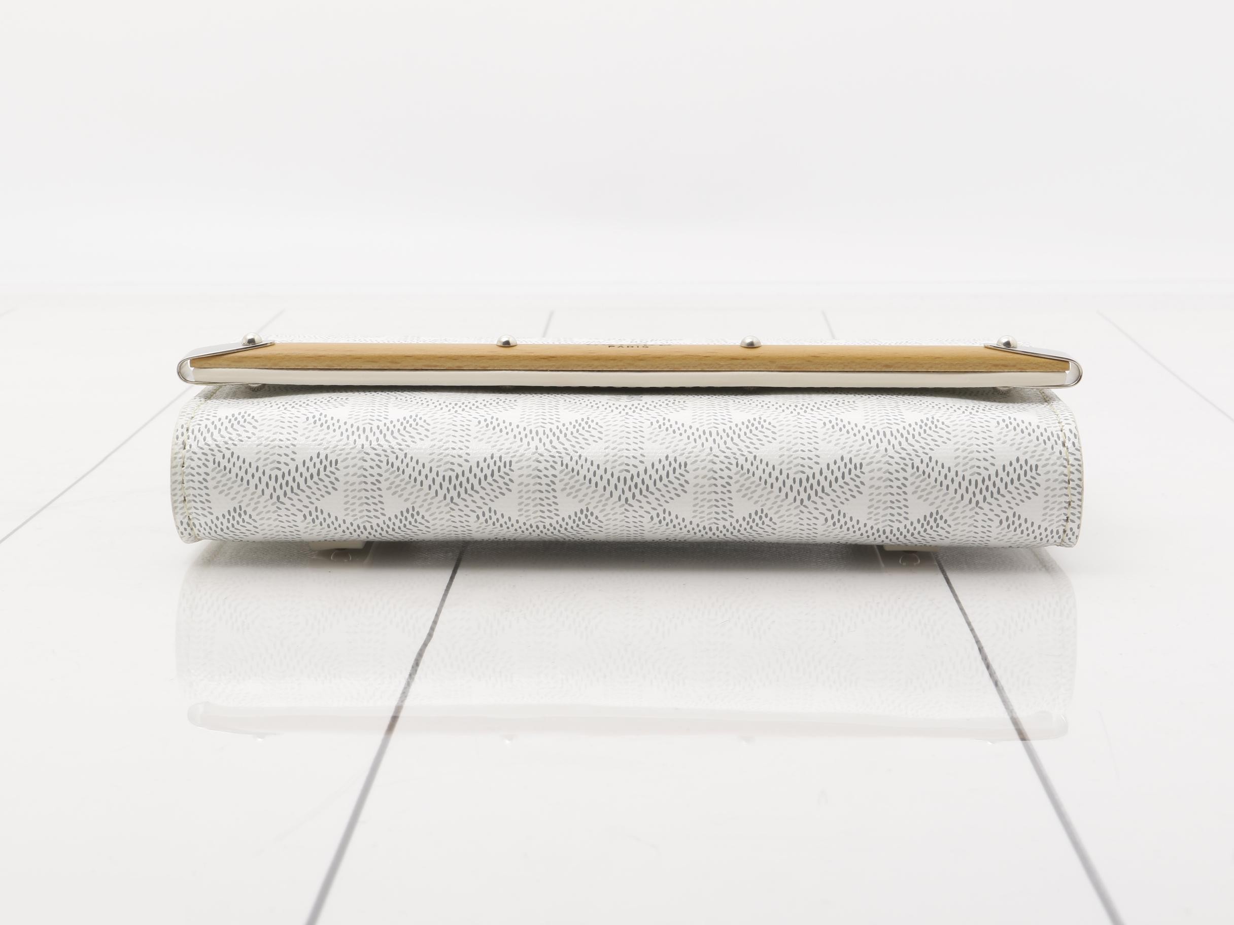 Monte Carlo Pouch — view 3