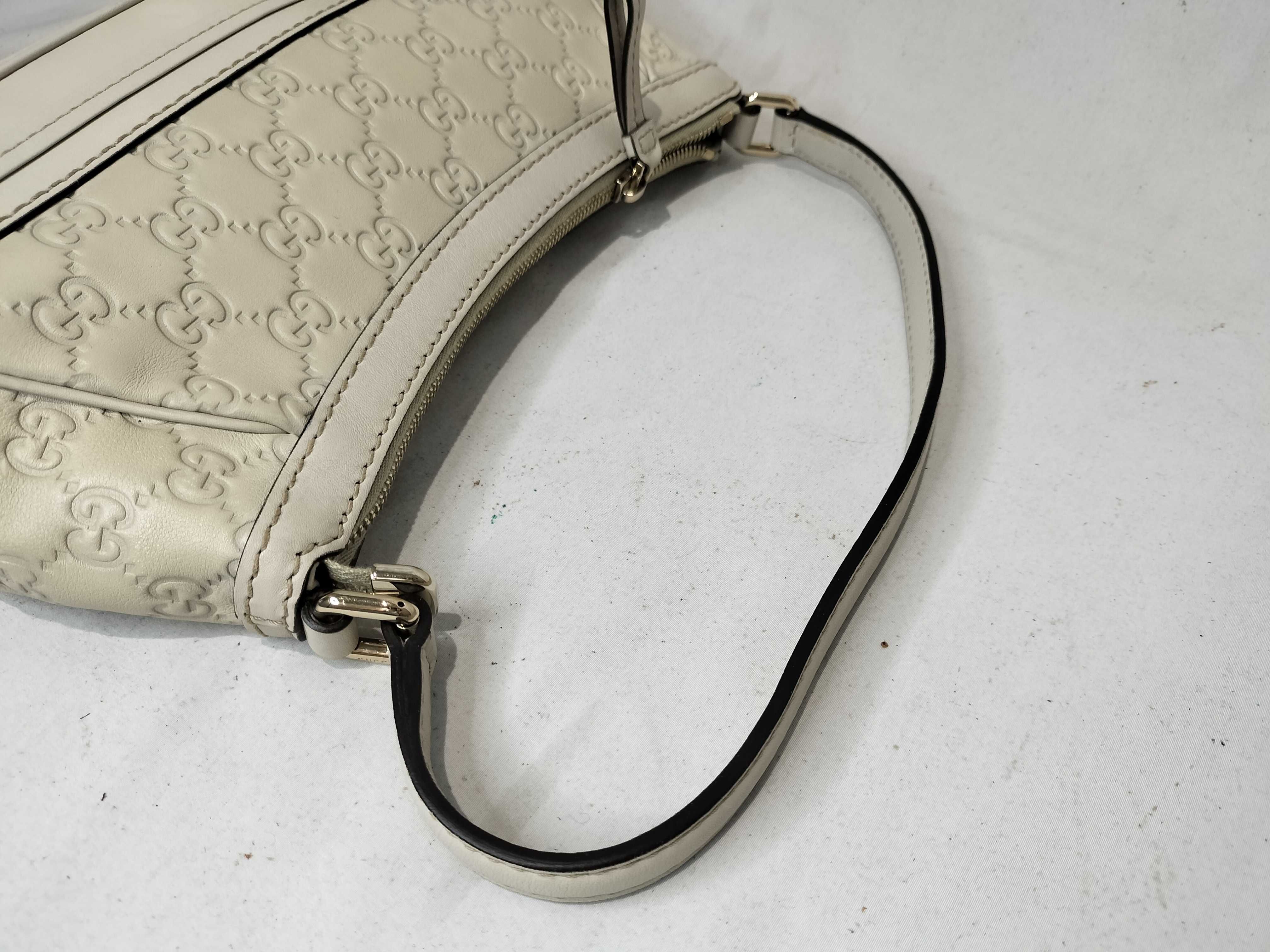 White Leather Bow Shoulder Bag (Handbag) — view 4