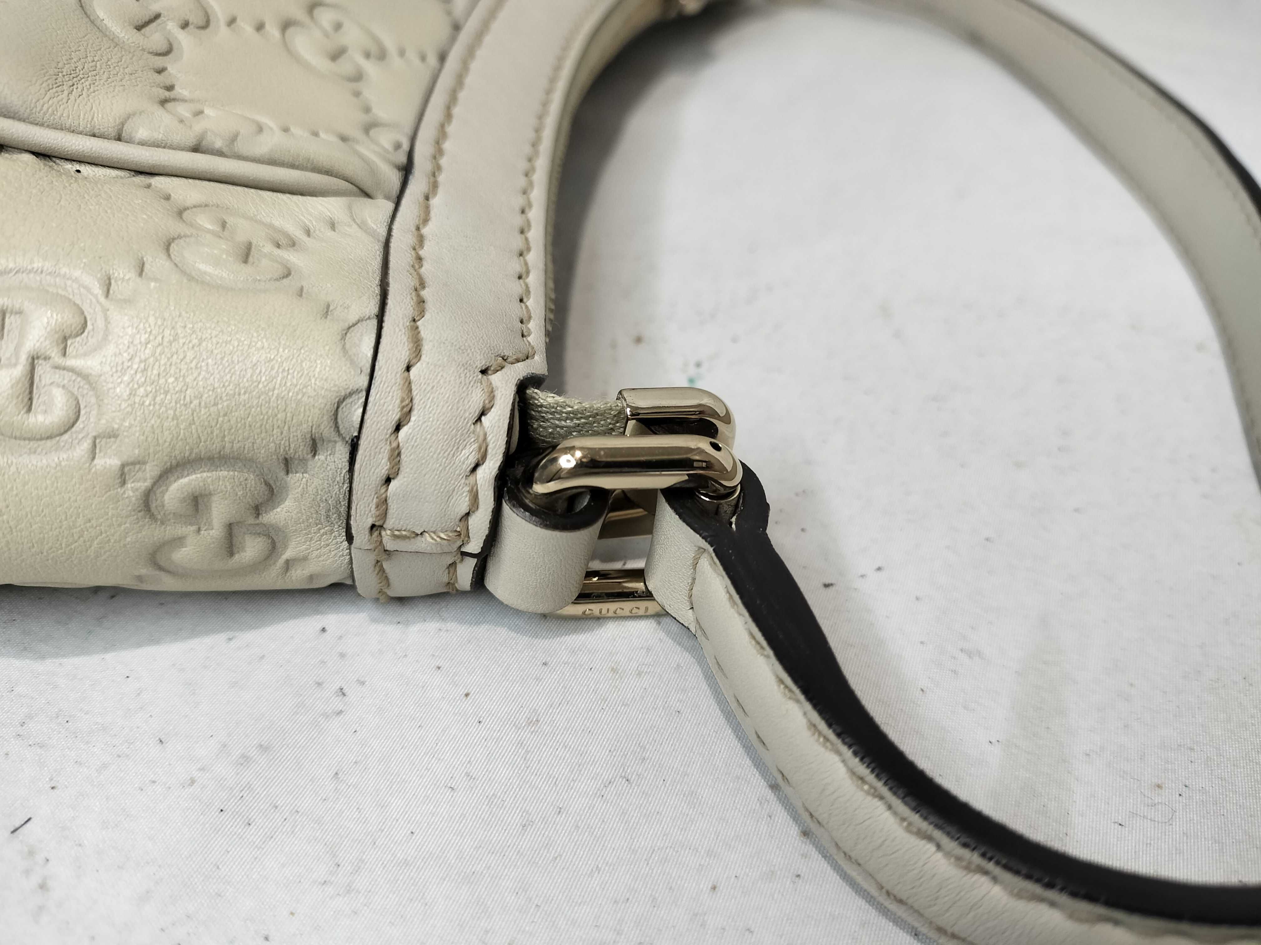 White Leather Bow Shoulder Bag (Handbag) — view 6