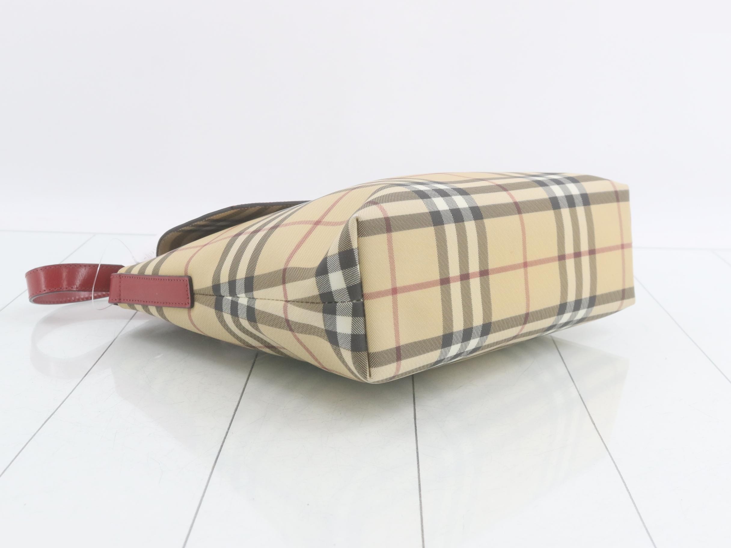 Other lines: Nova Check bags and shoulder bags — view 5