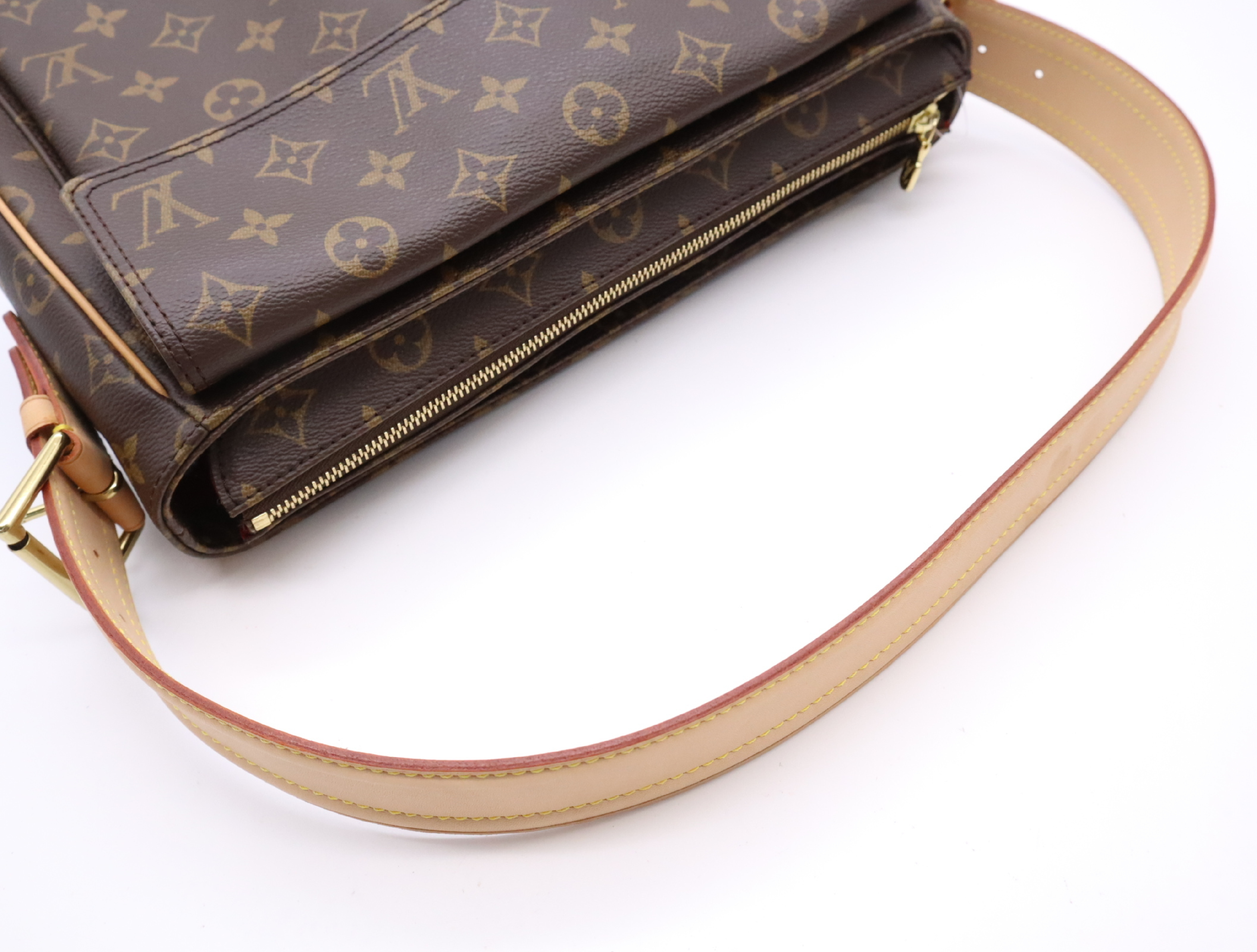 M51163 Monogram Viva Cite GM Handbag — view 10