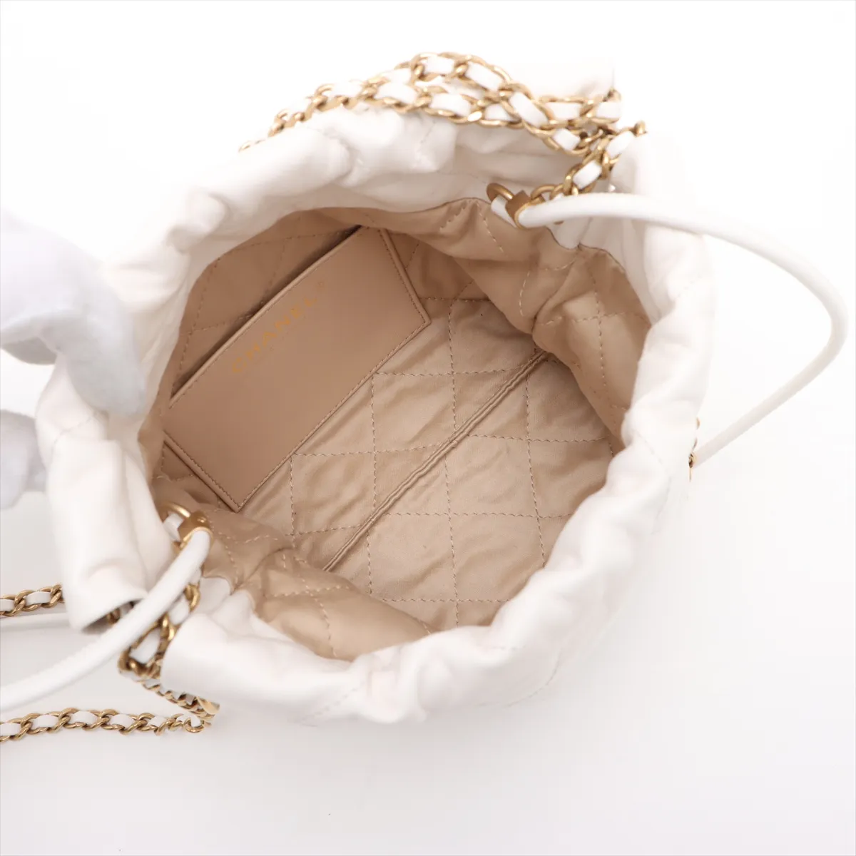 22 Mini Shiny Calfskin Chain Shoulder Bag White Gold Hardware CCK9PET3 Random Plate AS3980 — view 8
