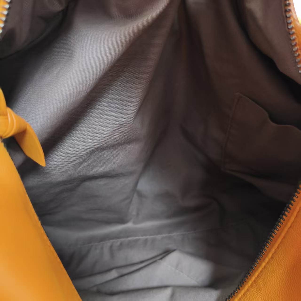 【*Shipped from: China*】BOTTEGA VENETA Leather Handbag — view 9