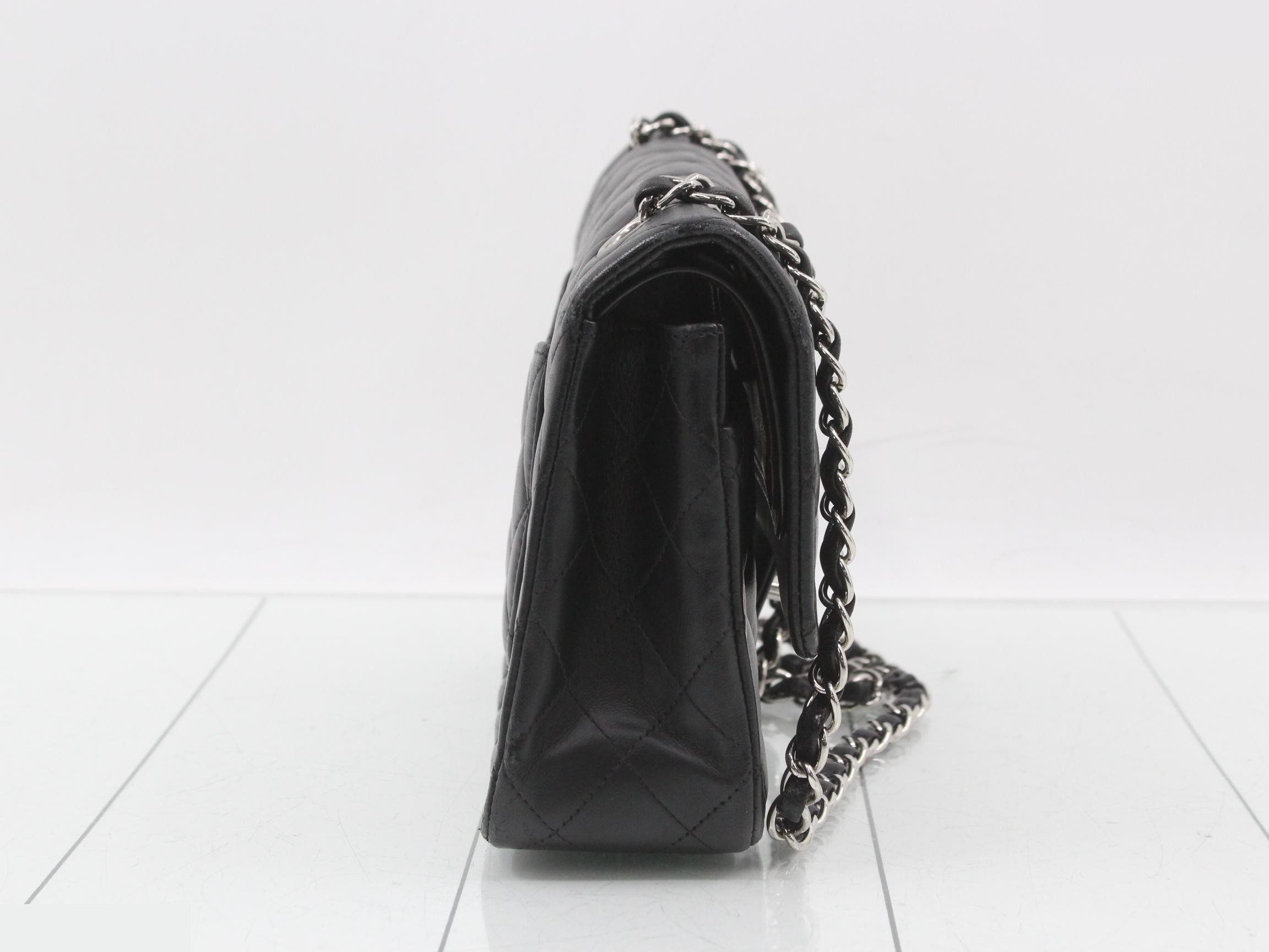 Matelassé 25 (Bag) - Shoulder Bag — view 4