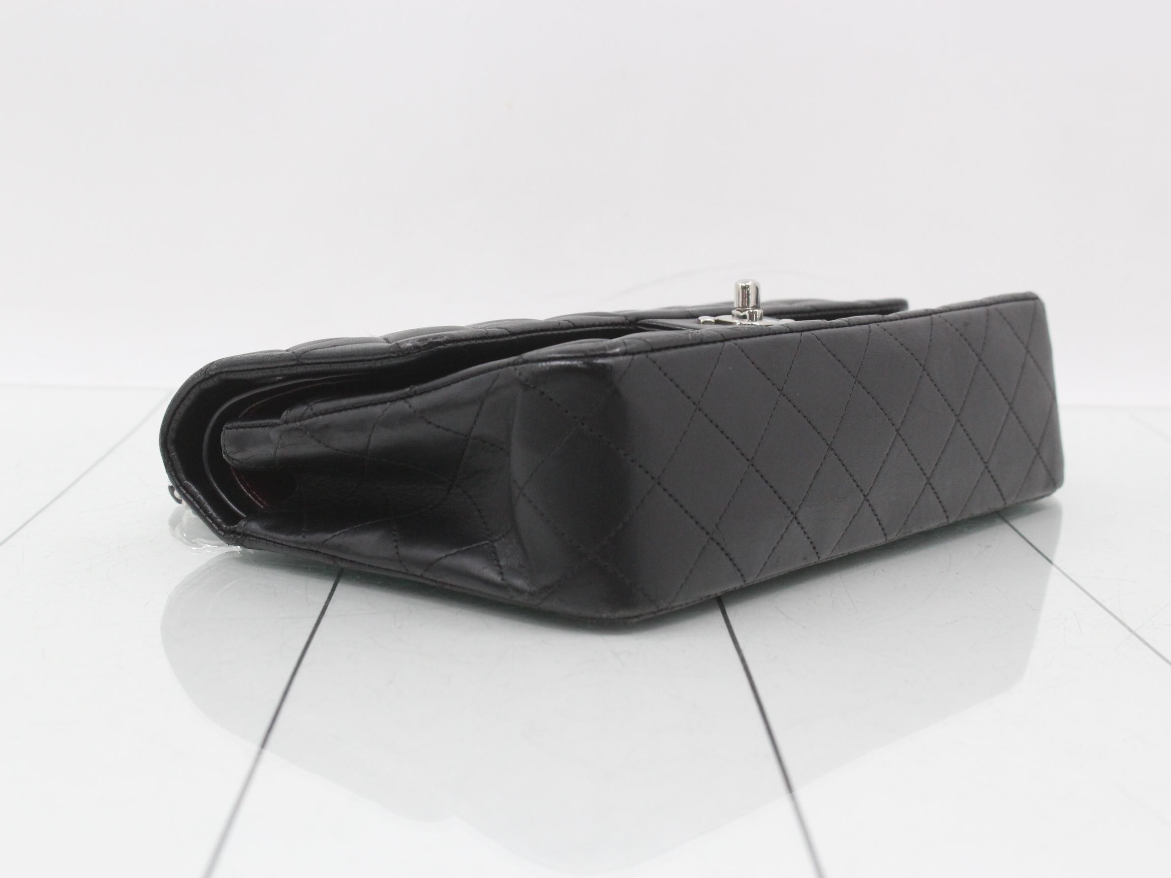 Matelassé 25 (Bag) - Shoulder Bag — view 5