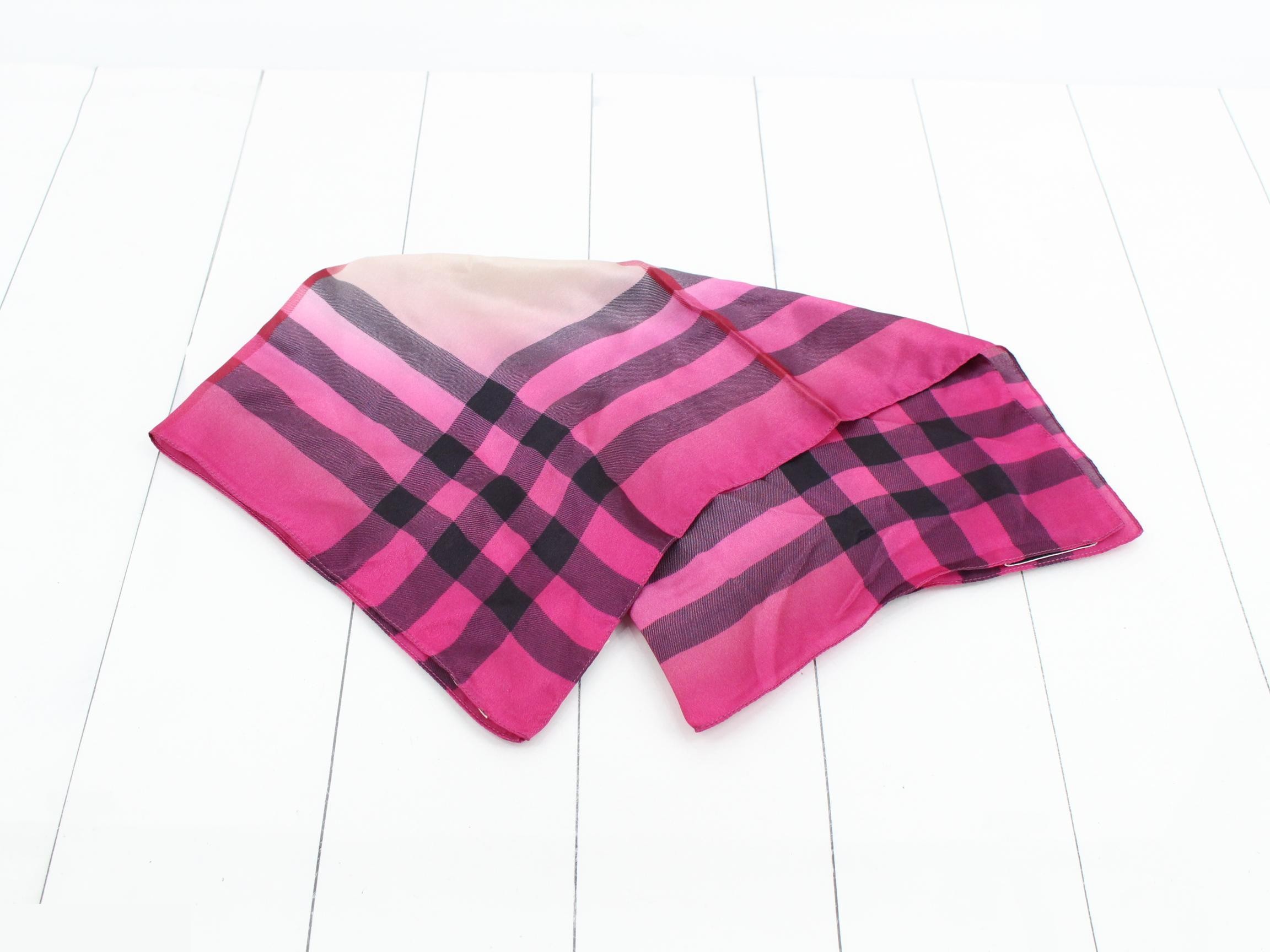 Other lines: Small items, accessories, scarves — view 2