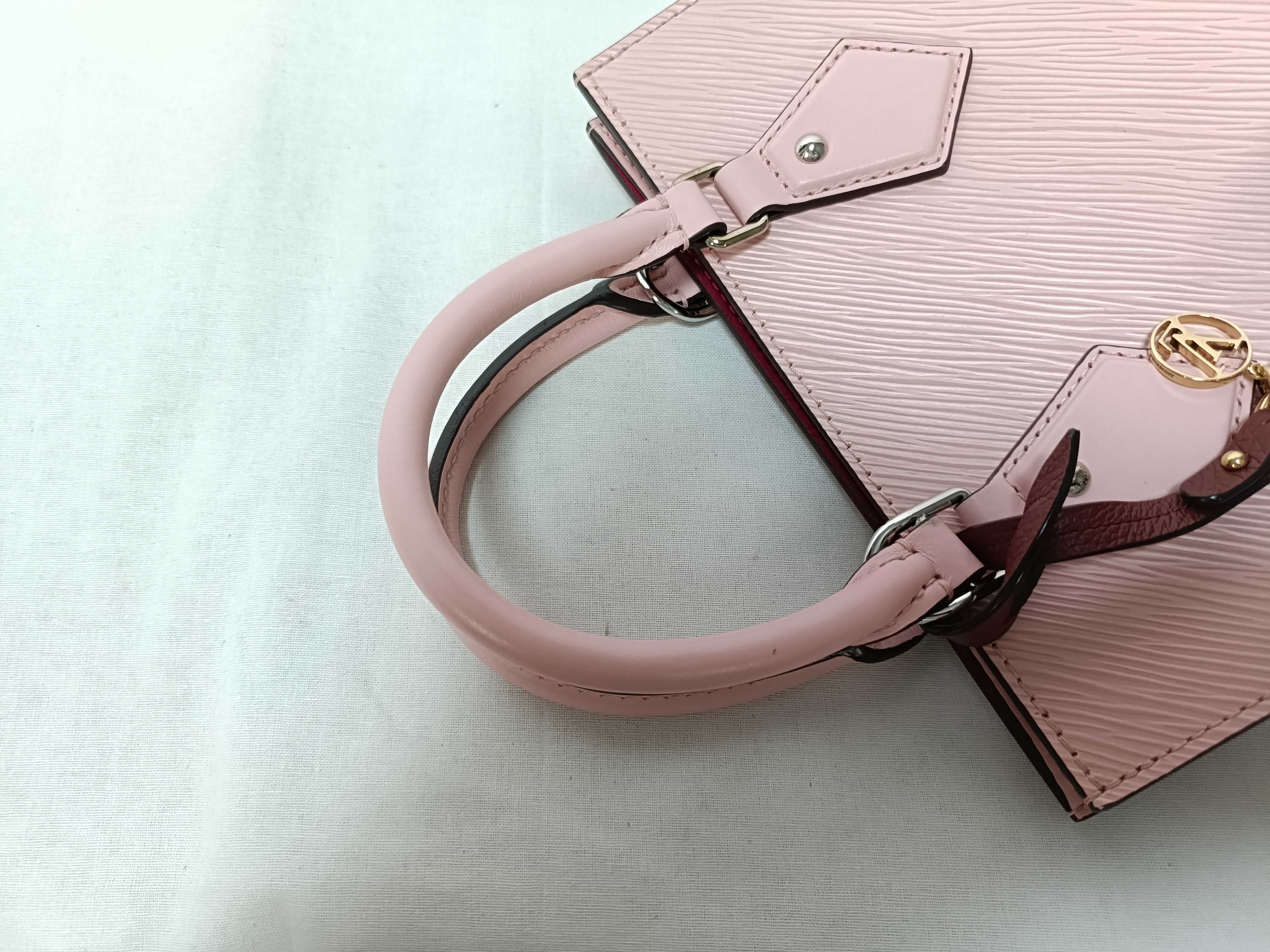 Epi Sac Plat BB M58659 Shoulder Bag — view 7