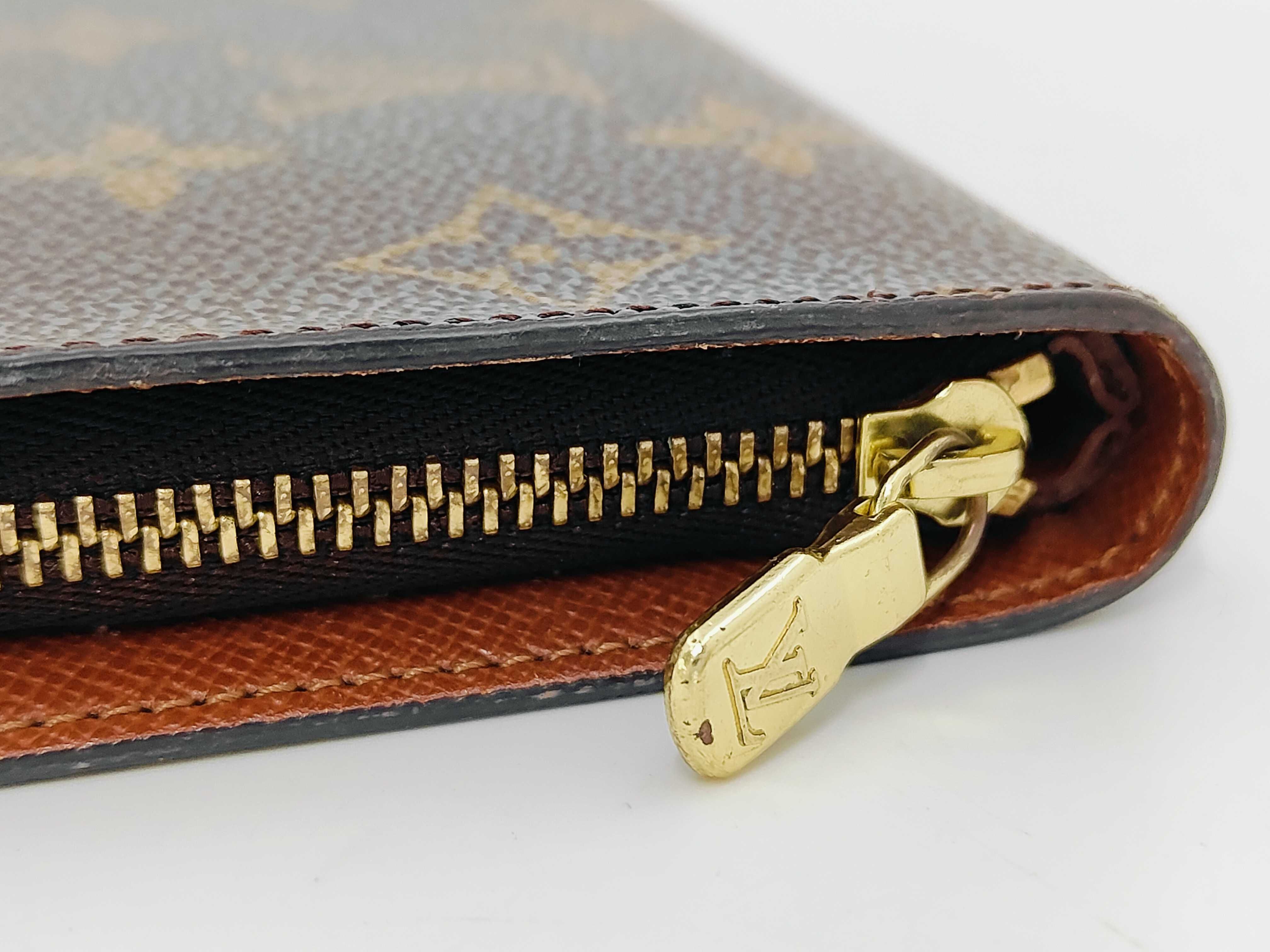Monogram Mahina brand bag wallet — view 5