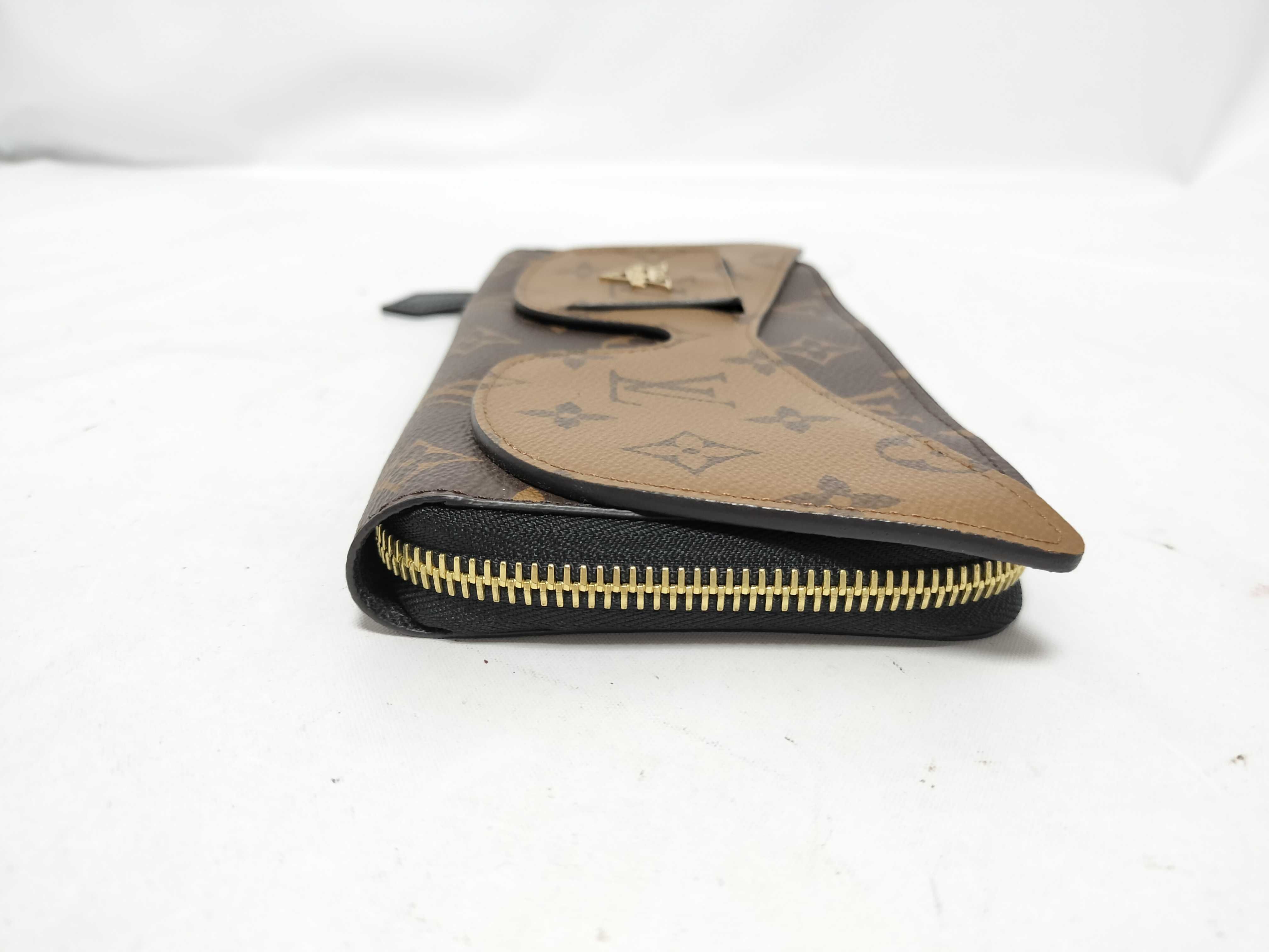 Monogram Louis Vuitton M68796 Chain Strap Round Zip Long Wallet — view 4