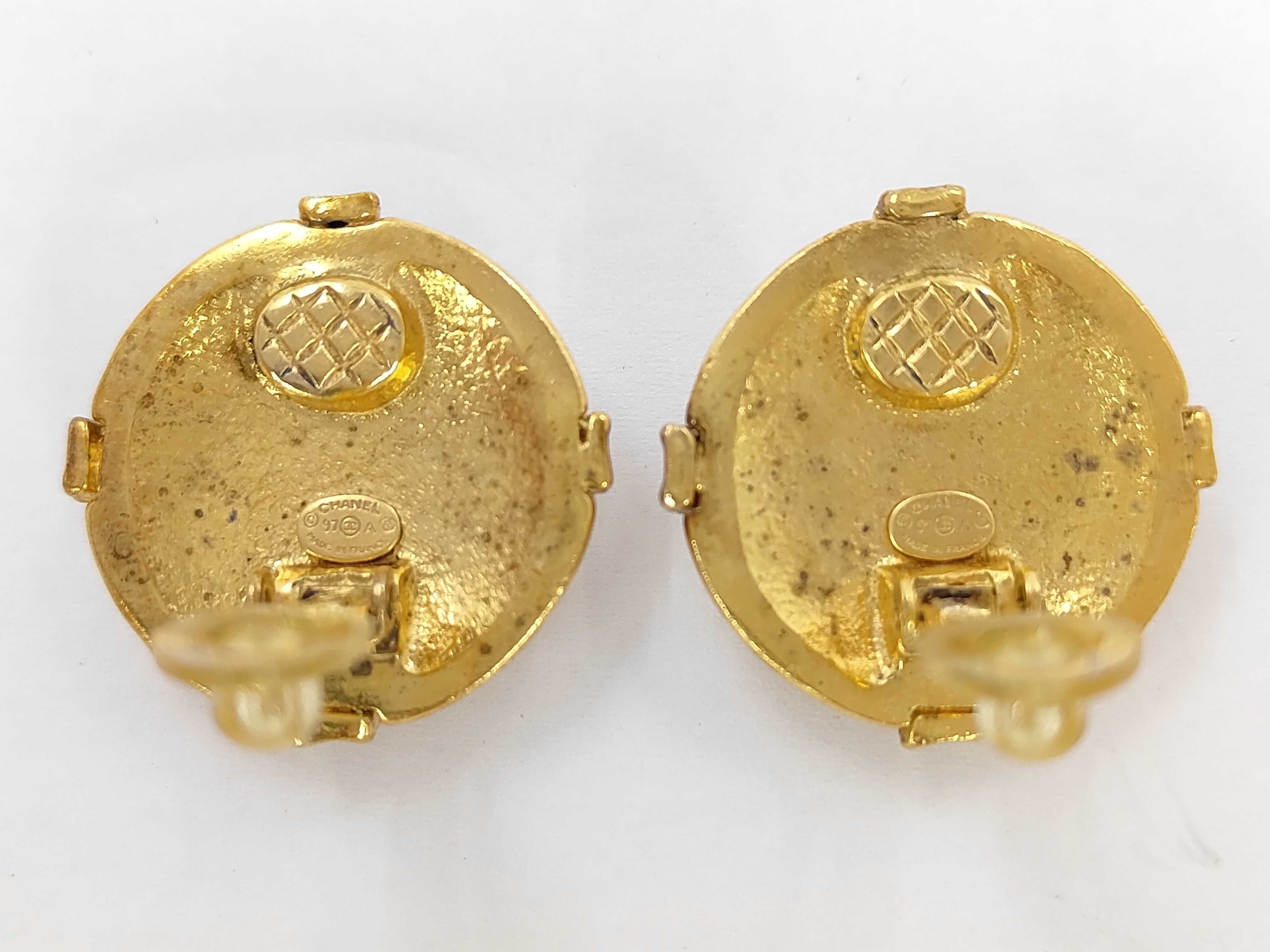 Round Cross Coco Yellow Gold Earrings — view 2
