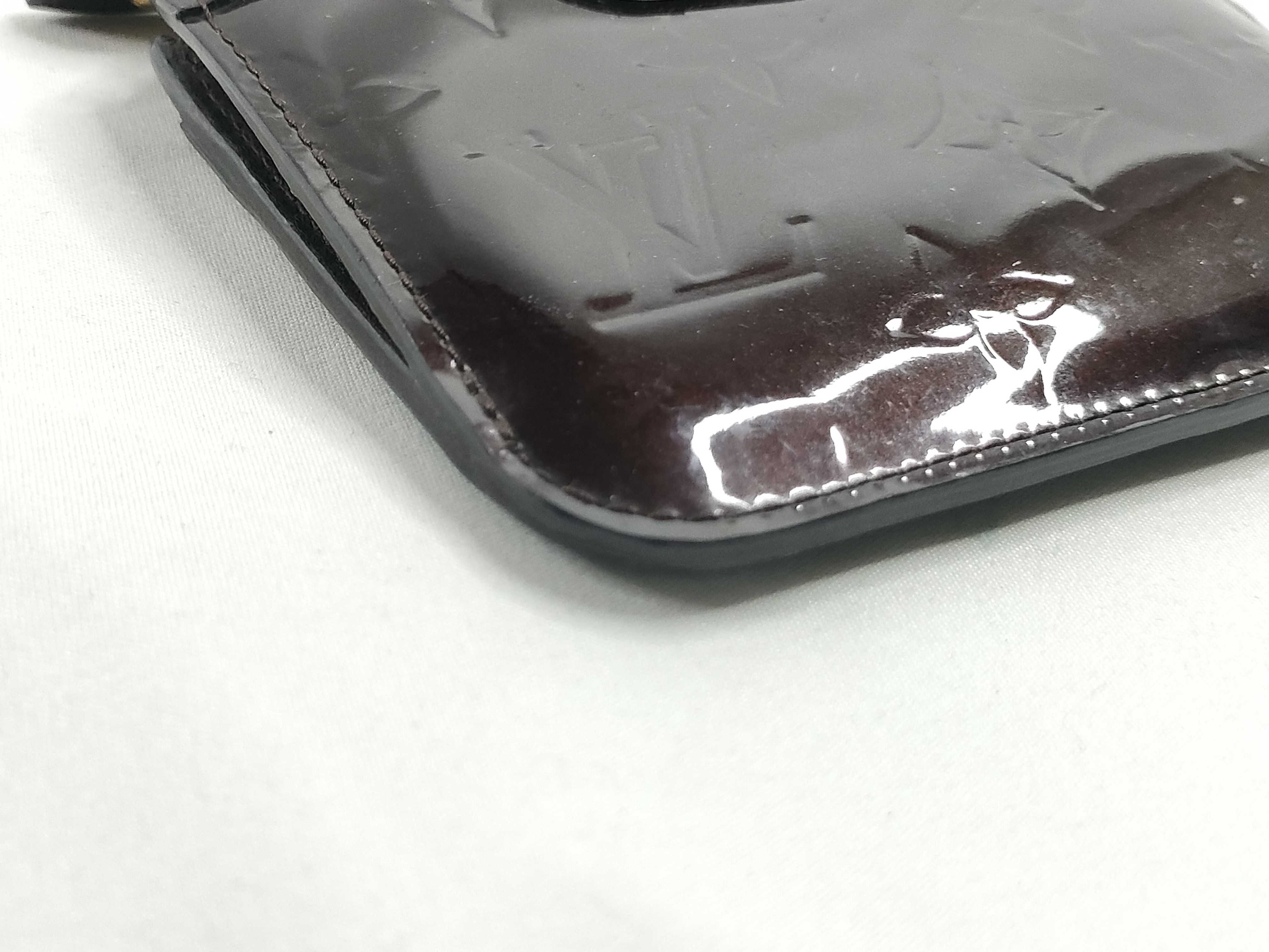 Vernis Coin Case — view 3