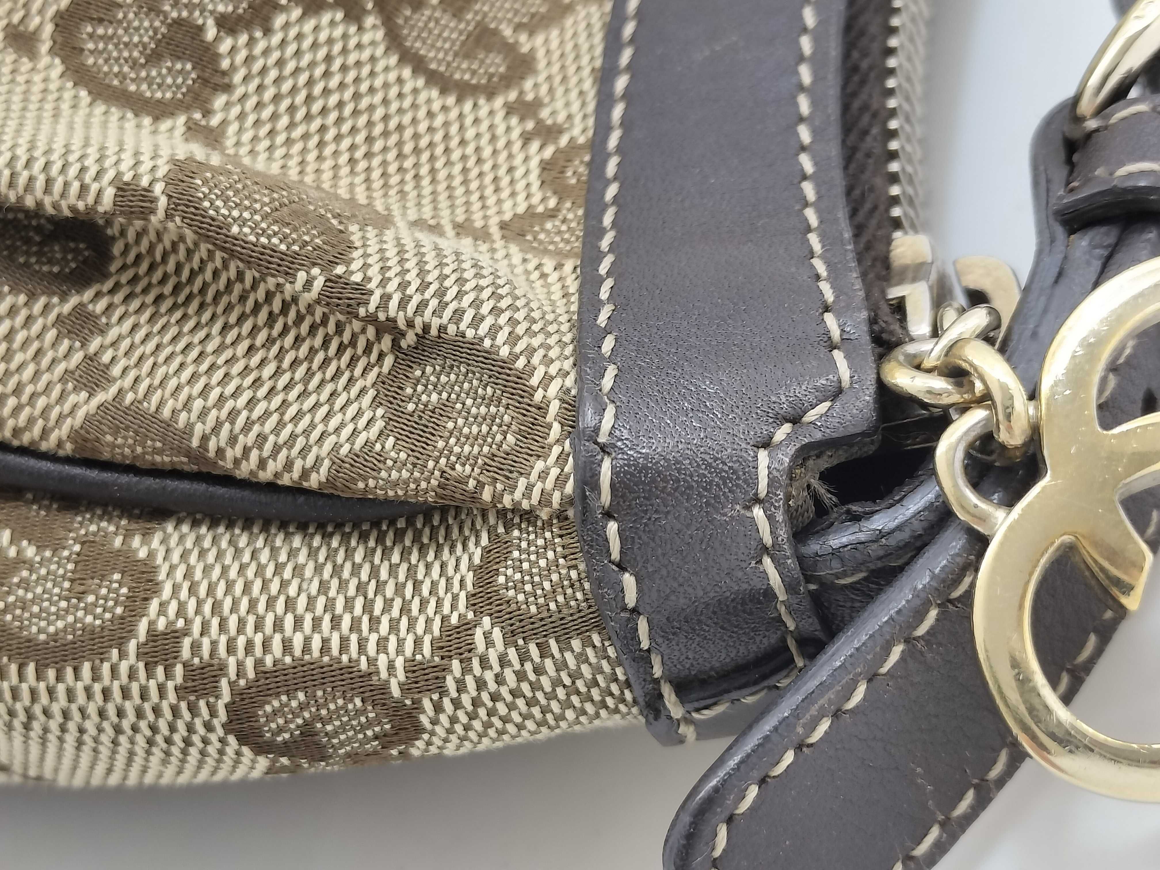 GG Canvas Brown Canvas GG Monogram Heart Zipper Underarm Bag Pouch — view 15