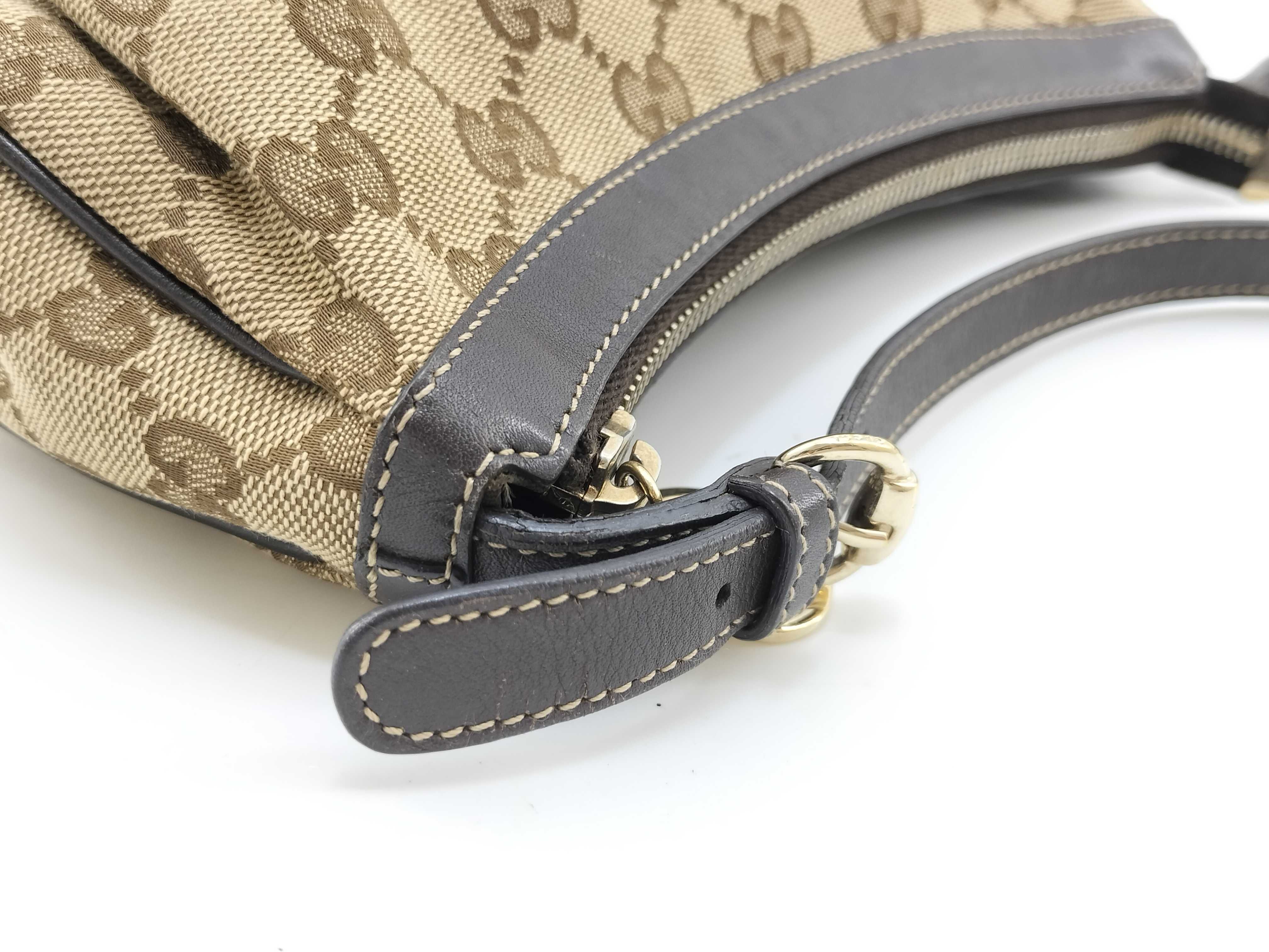GG Canvas Brown Canvas GG Monogram Heart Zipper Underarm Bag Pouch — view 5