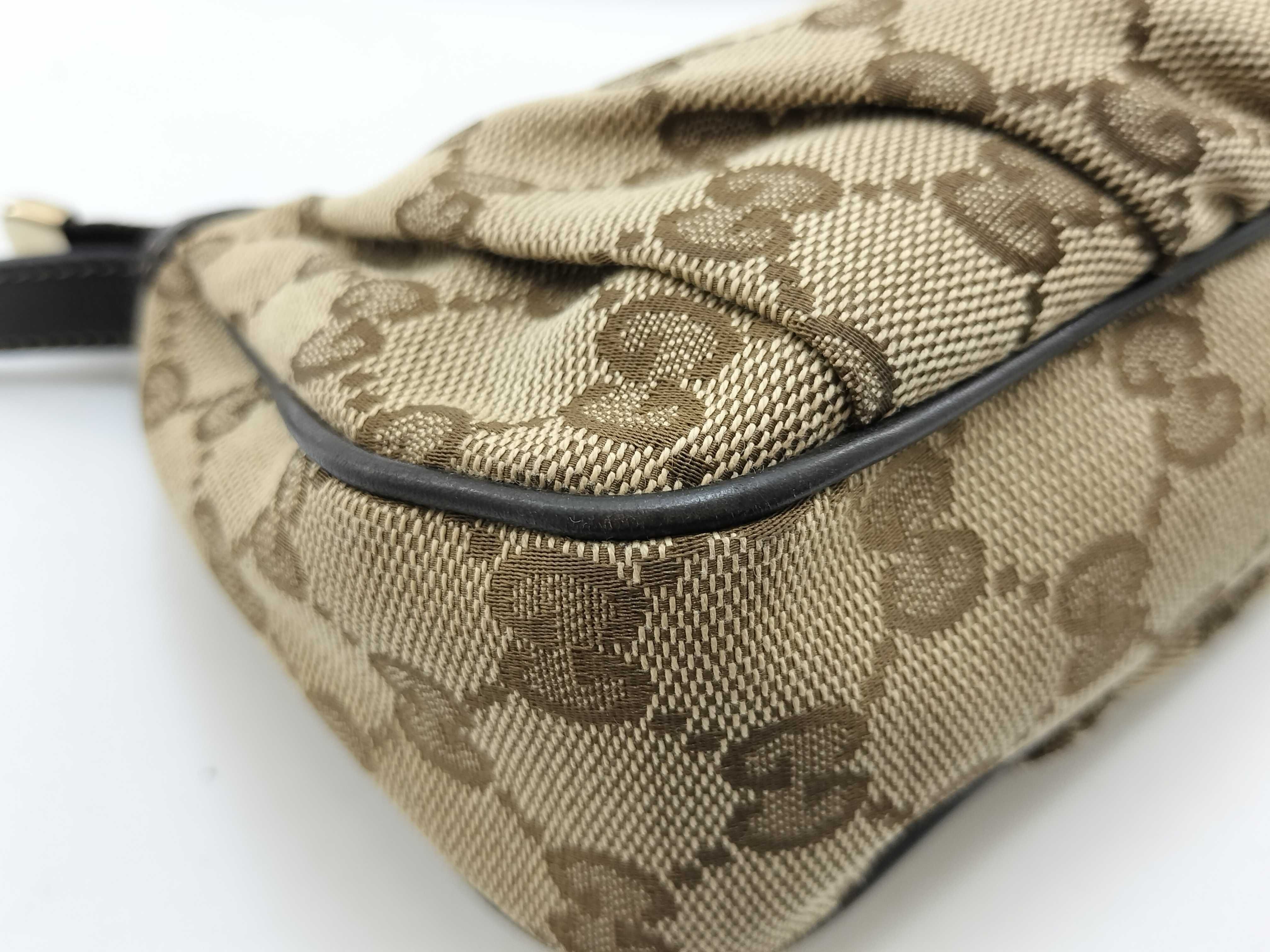 GG Canvas Brown Canvas GG Monogram Heart Zipper Underarm Bag Pouch — view 9