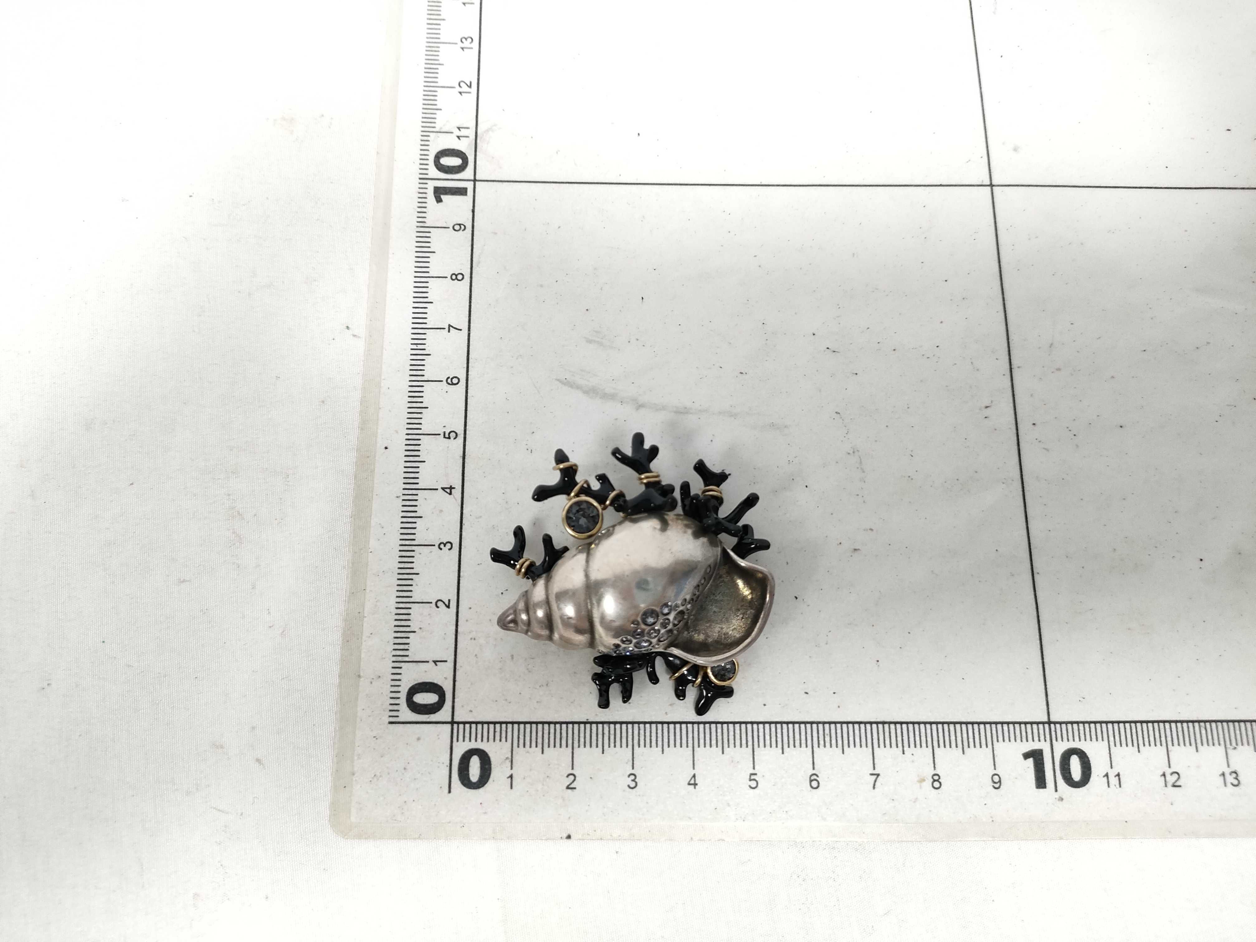 seashell and coral motif brooch — view 8