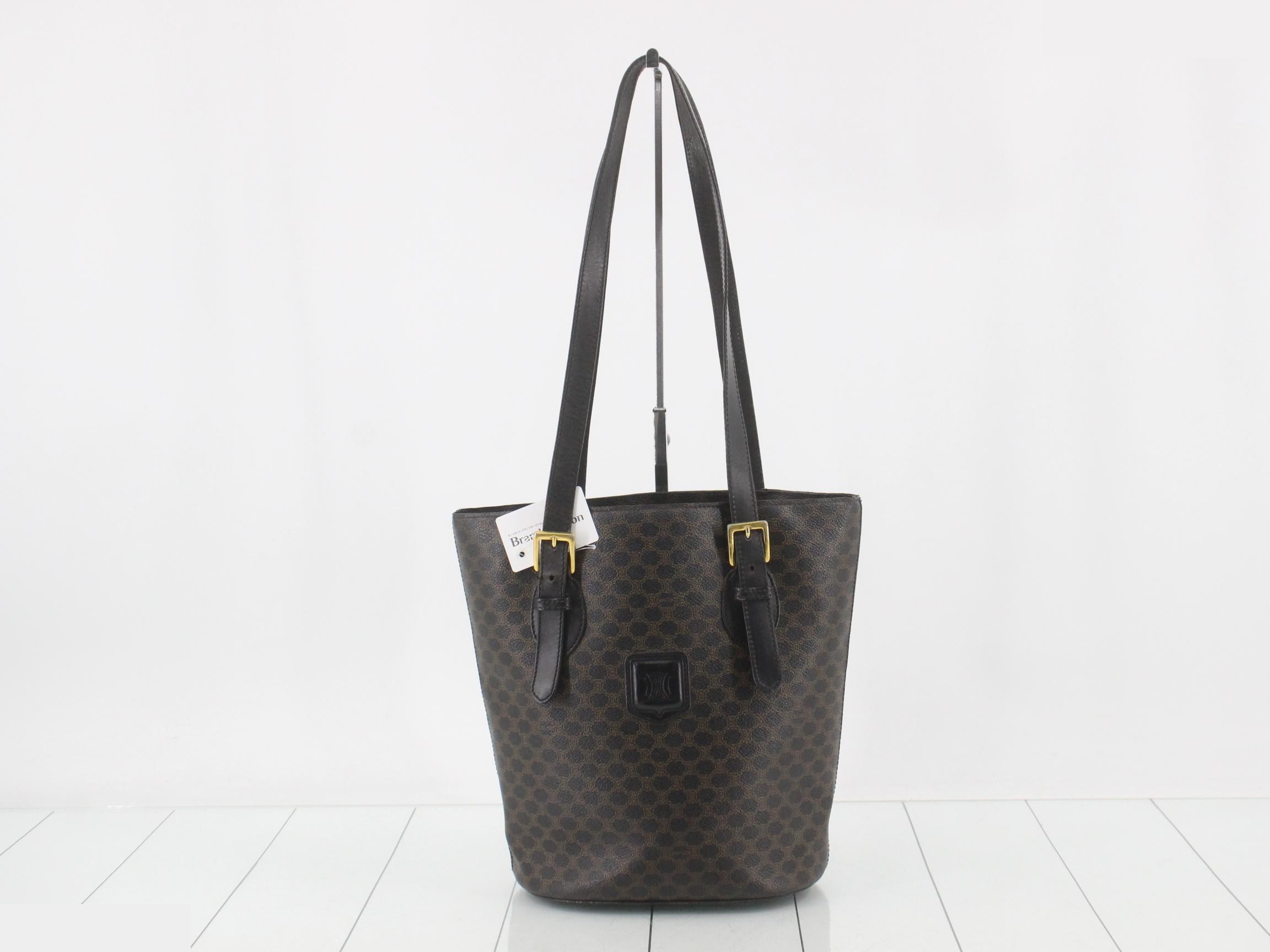 Other lines: Bags and tote bags