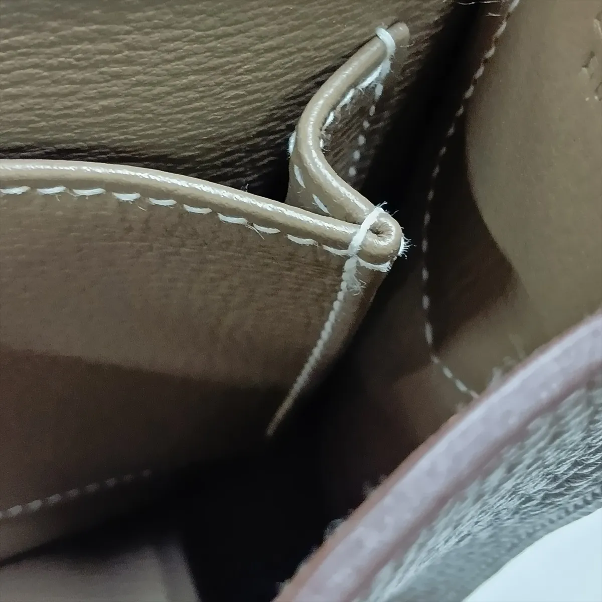 Hermès Pochette Steve, Taurillon Clemence leather, Etoupe, silver hardware, O: 2011 — view 13