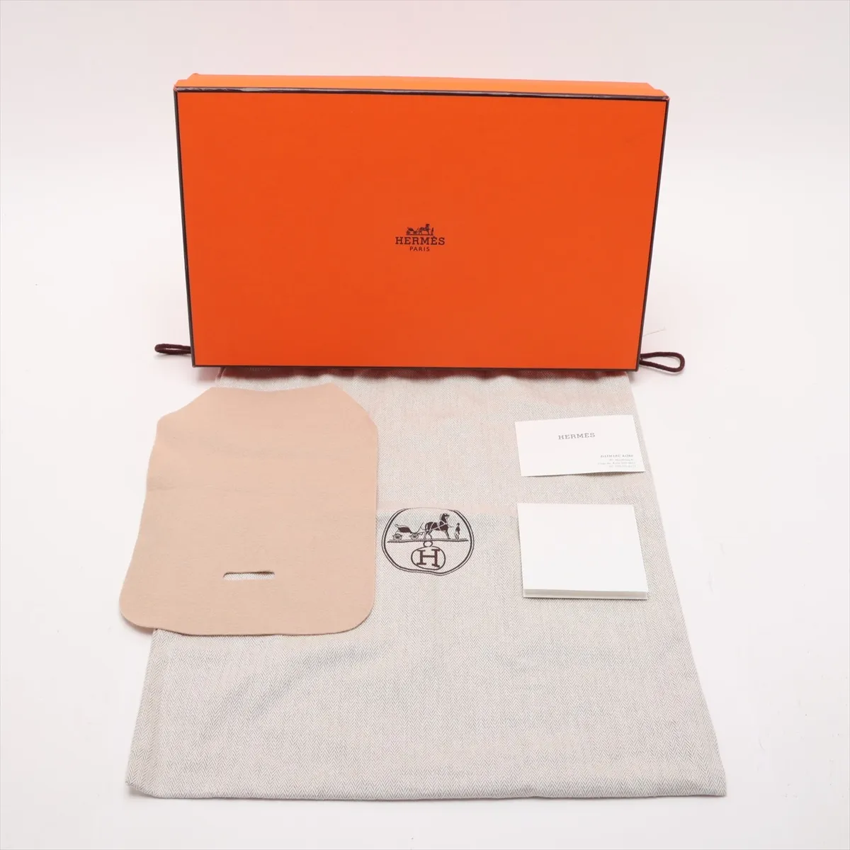 Hermès Pochette Steve, Taurillon Clemence leather, Etoupe, silver hardware, O: 2011 — view 9