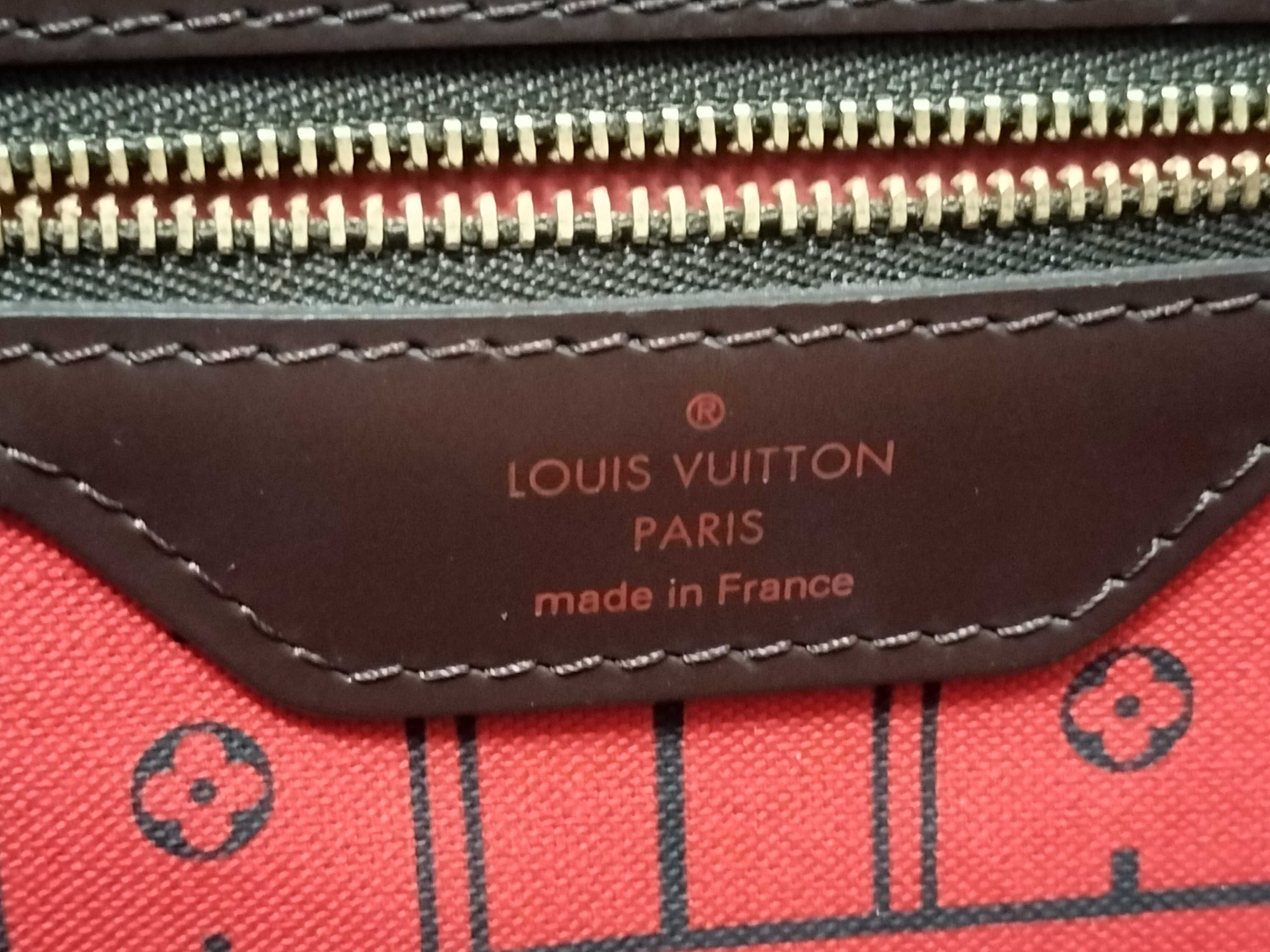 Damier Neverfull MM Tote Bag — view 11