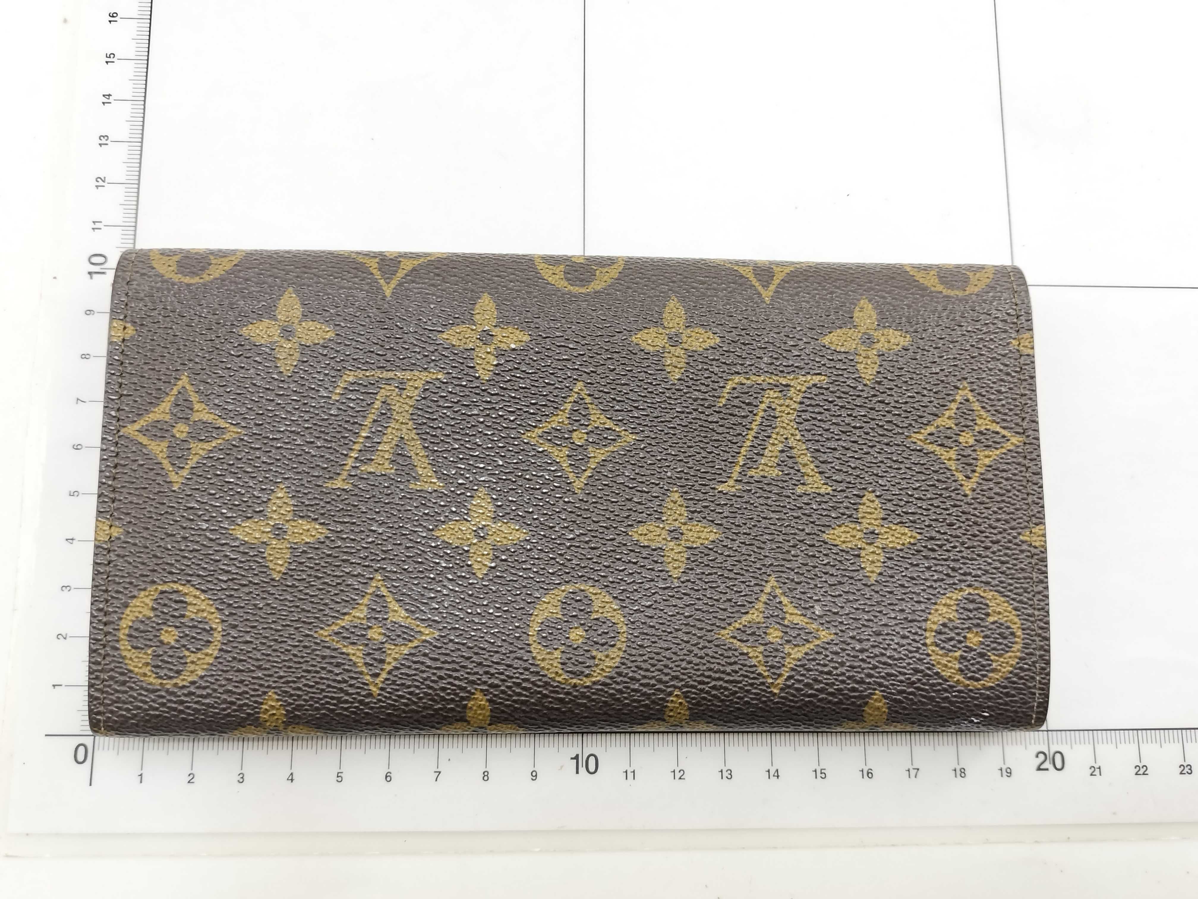 Monogram Louis Vuitton Monogram Pochette Portemonnaie Credit M61723 Wallet — view 2