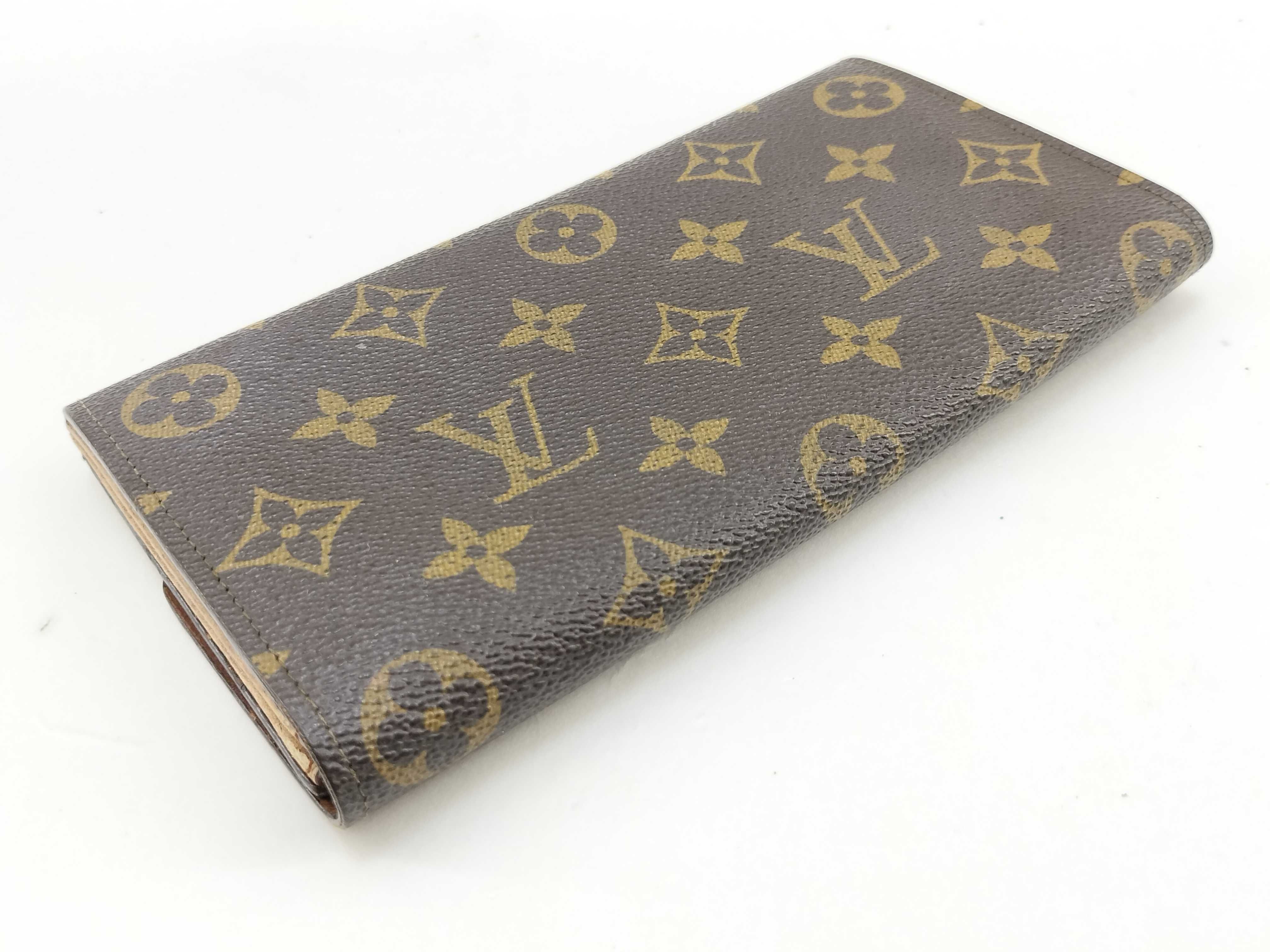 Monogram Louis Vuitton Monogram Pochette Portemonnaie Credit M61723 Wallet — view 7