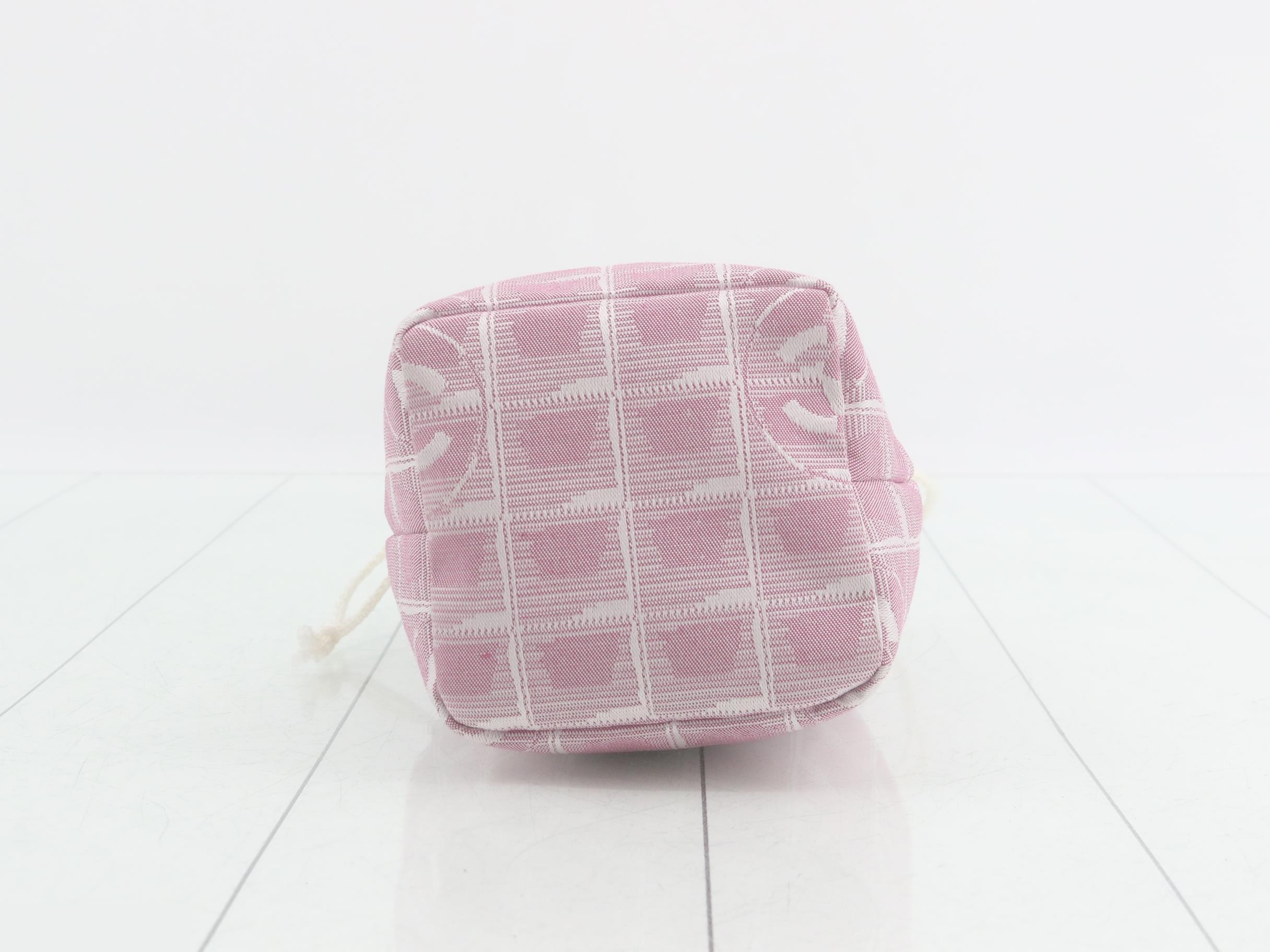 New Travel Line Pouch, Drawstring Bag, Pink — view 3