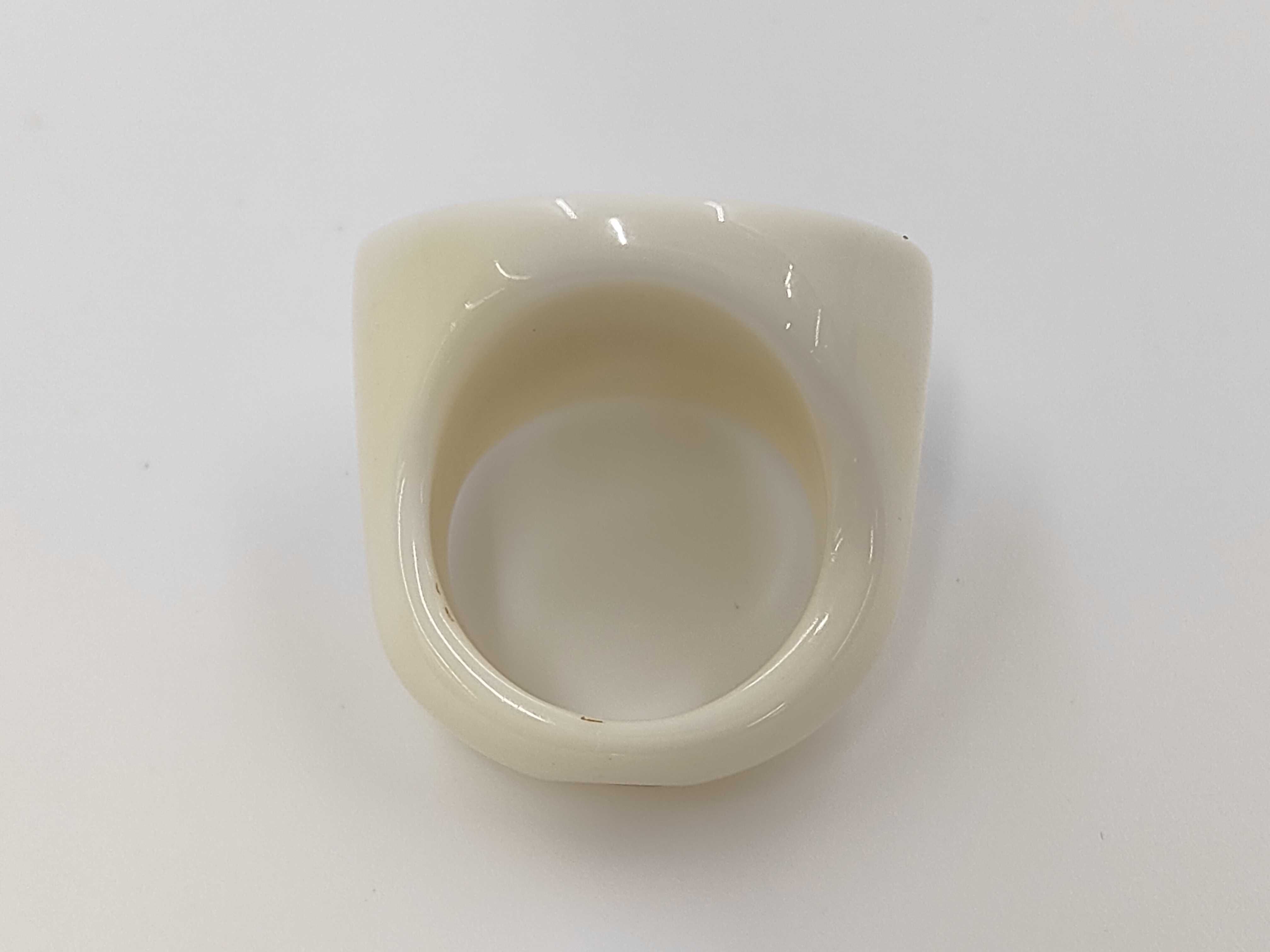 Camellia Ring — view 3
