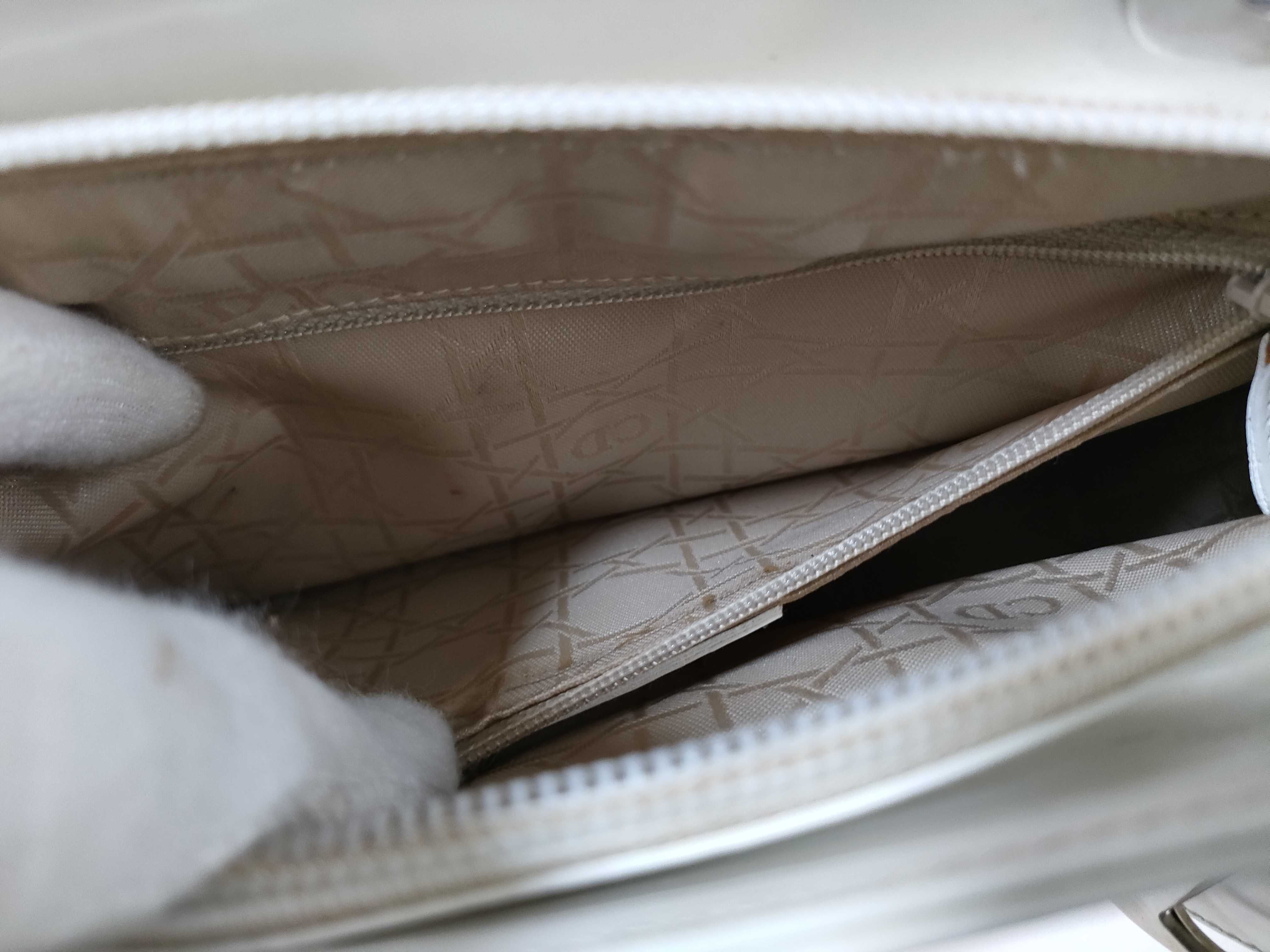 FR- LADY WHITE LEATHER 2 WAY BAG STRAP Handbag — view 11