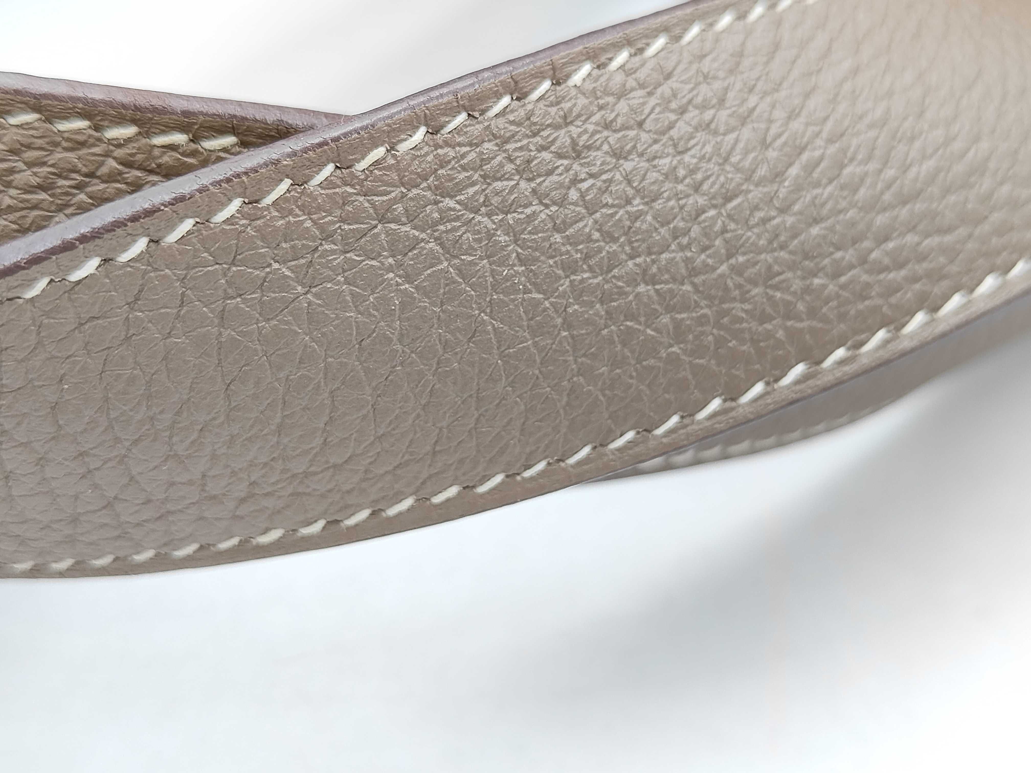 Picotin Lock MM Taurillon Clemence Etoupe Z Stamp Handbag — view 5