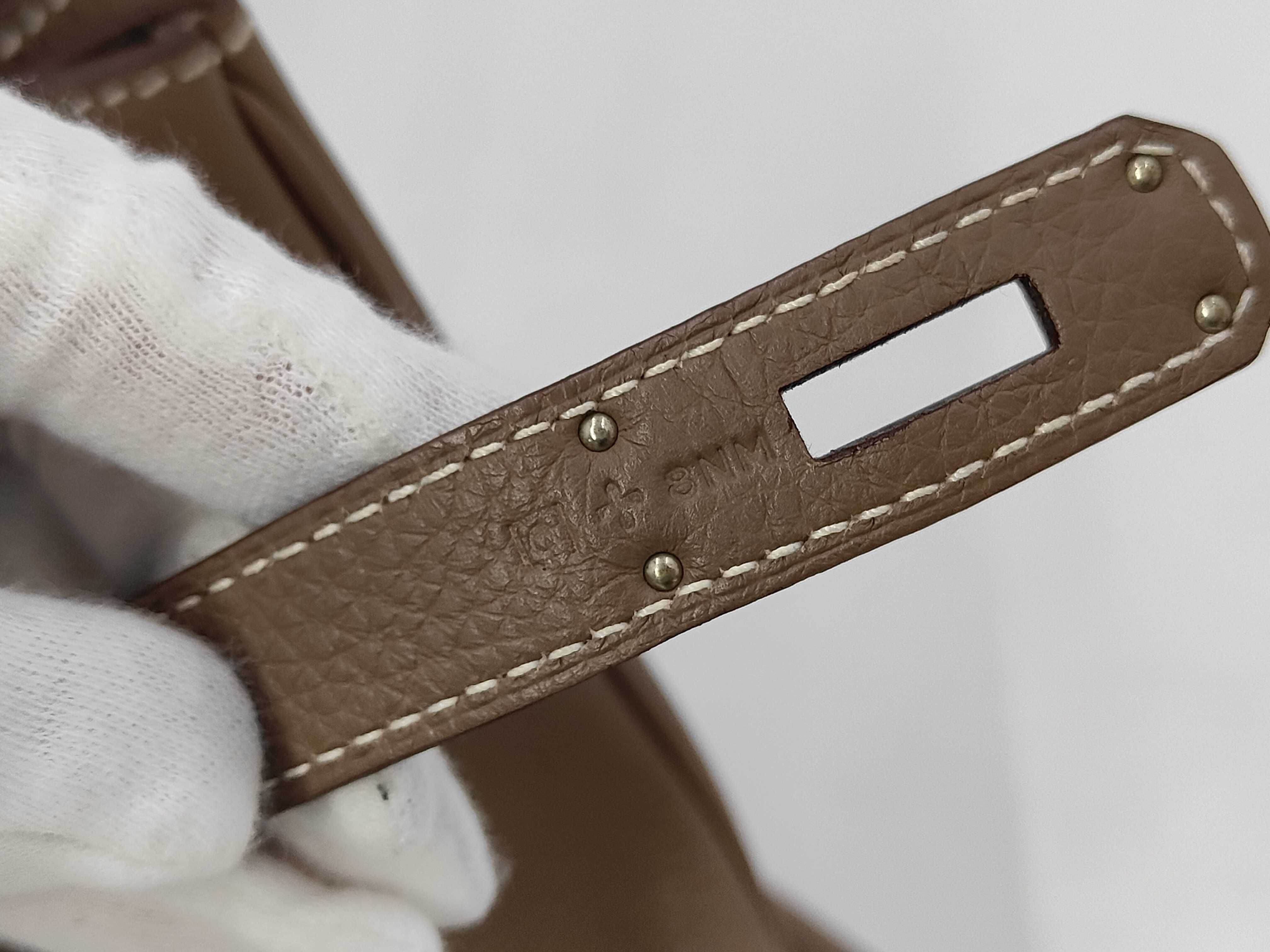Birkin 35 Etoupe Togo Silver Hardware O Stamp Handbag — view 12