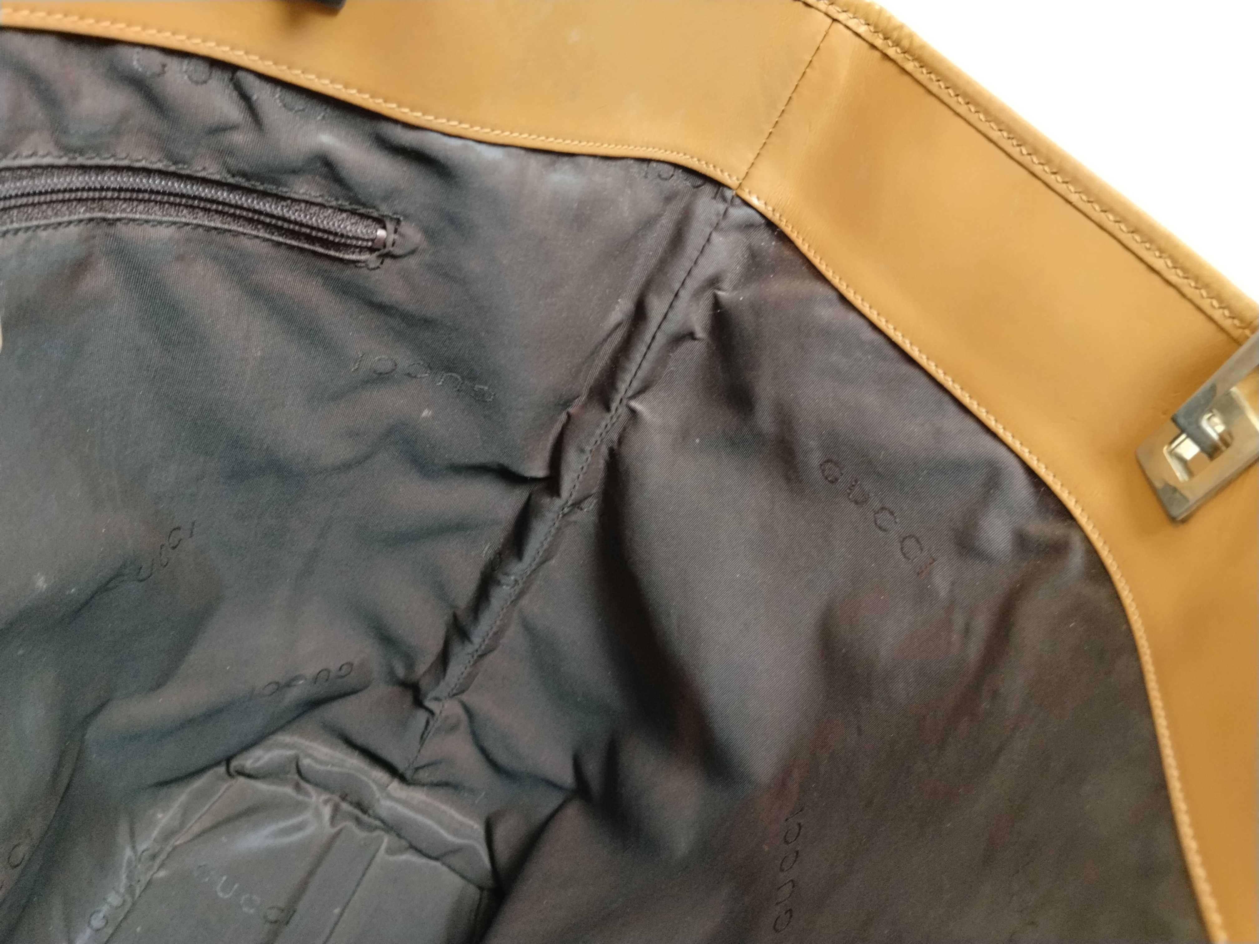 GG Canvas Gucci Handbag Title: Random Tote Bag — view 10