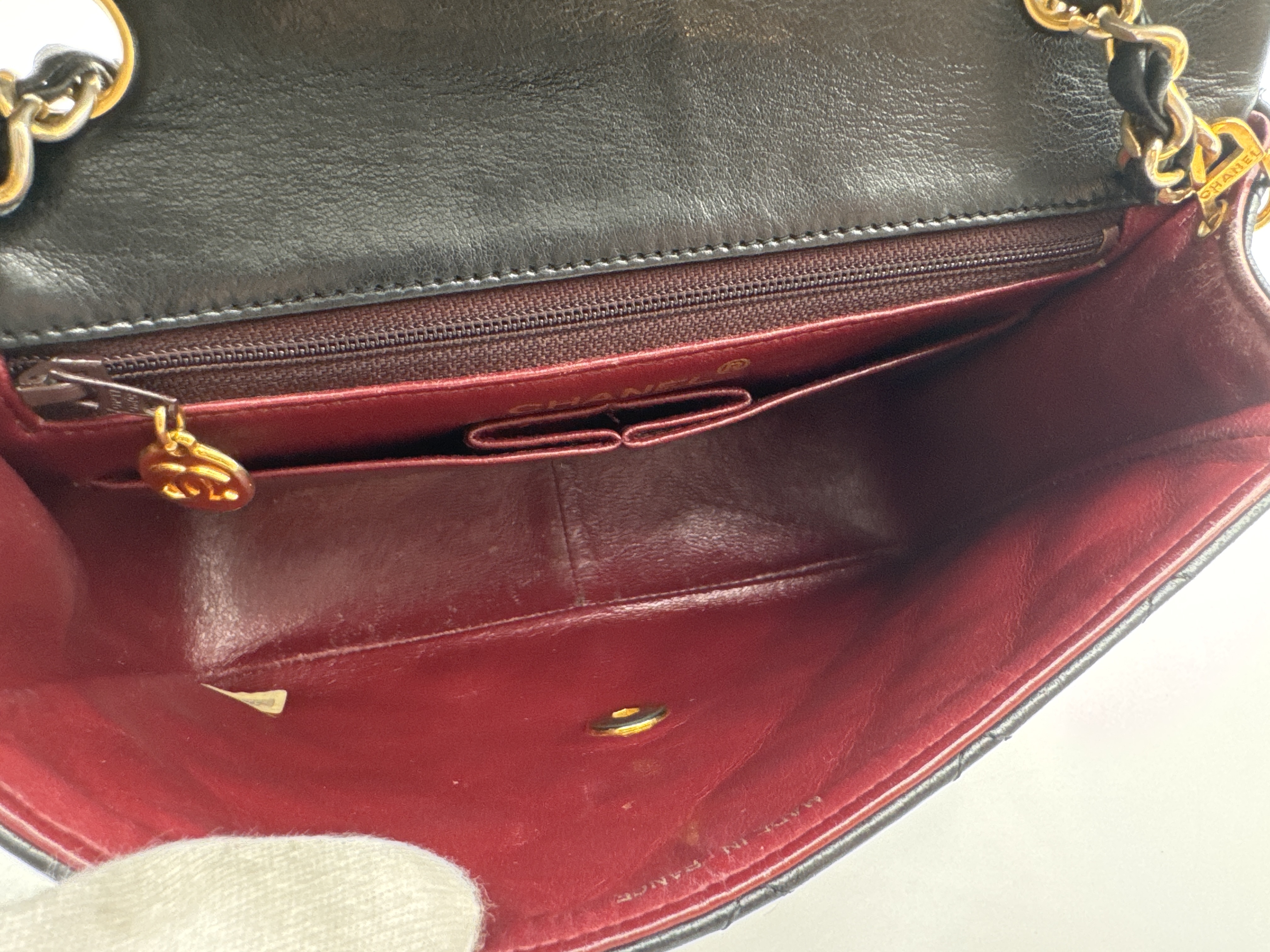 Lambskin Mini Matelassé 20 Black Shoulder Bag — view 10