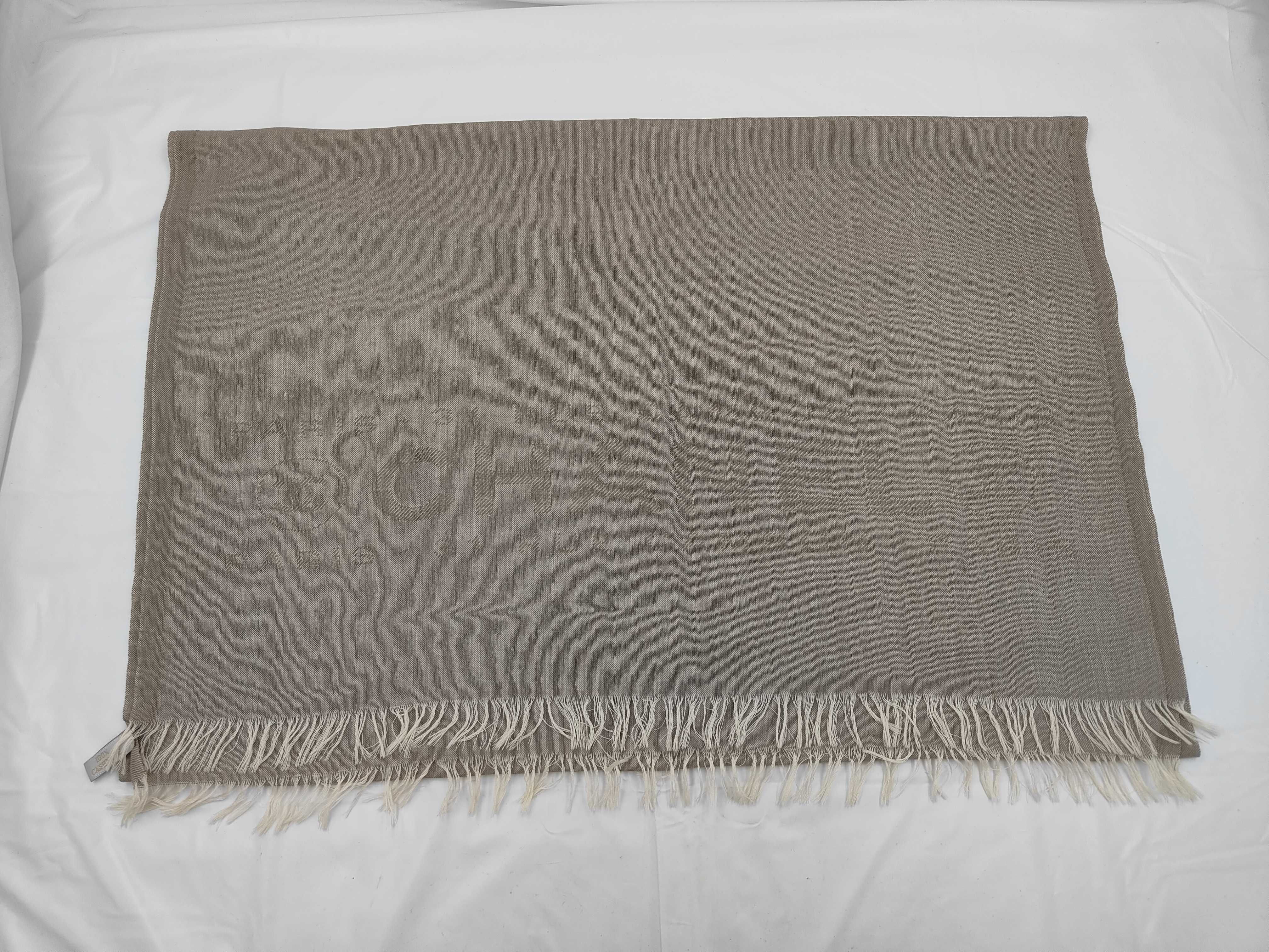 100% Cashmere Scarf/Stole and Other Accessories — view 2