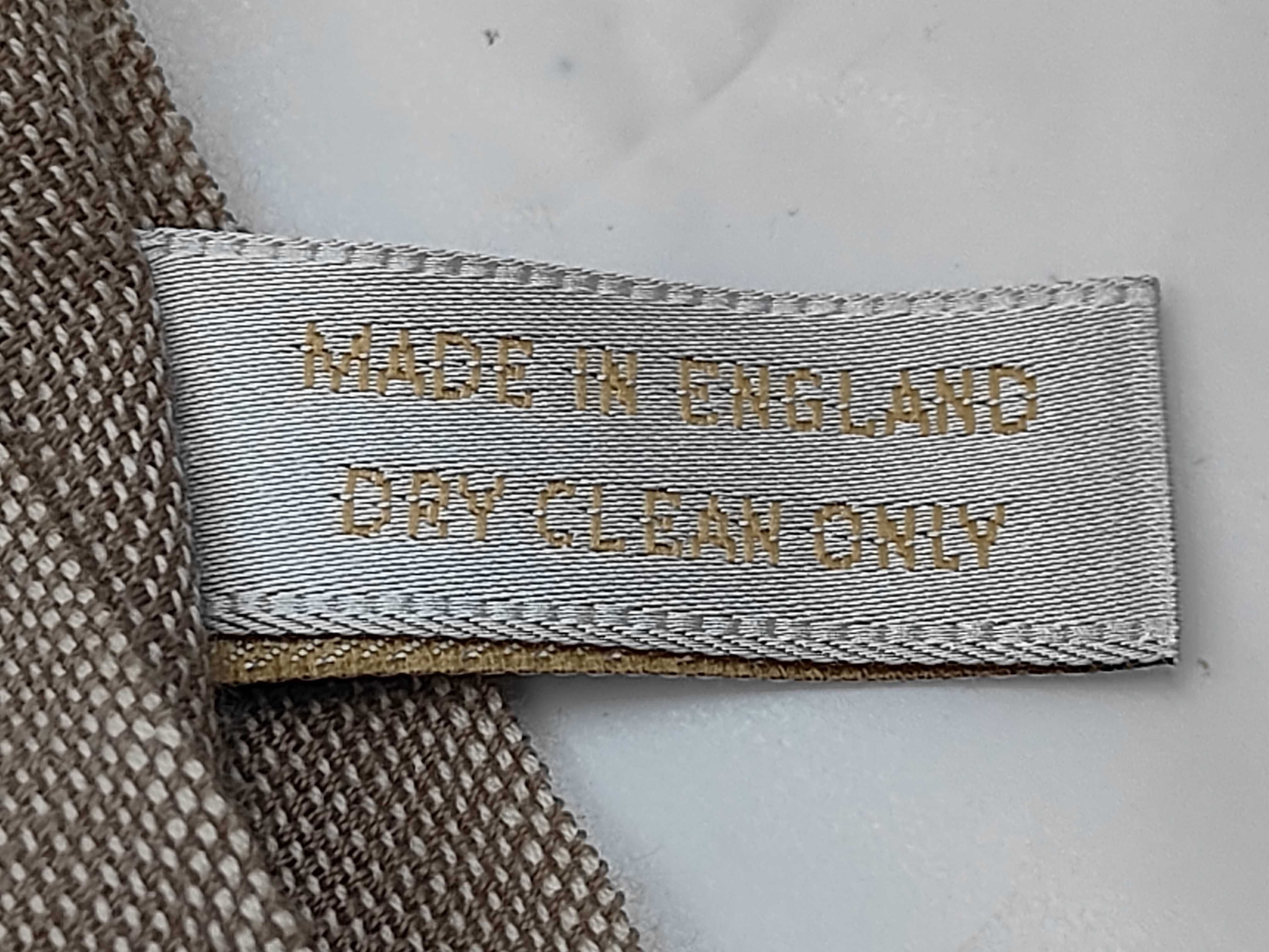 100% Cashmere Scarf/Stole and Other Accessories — view 4