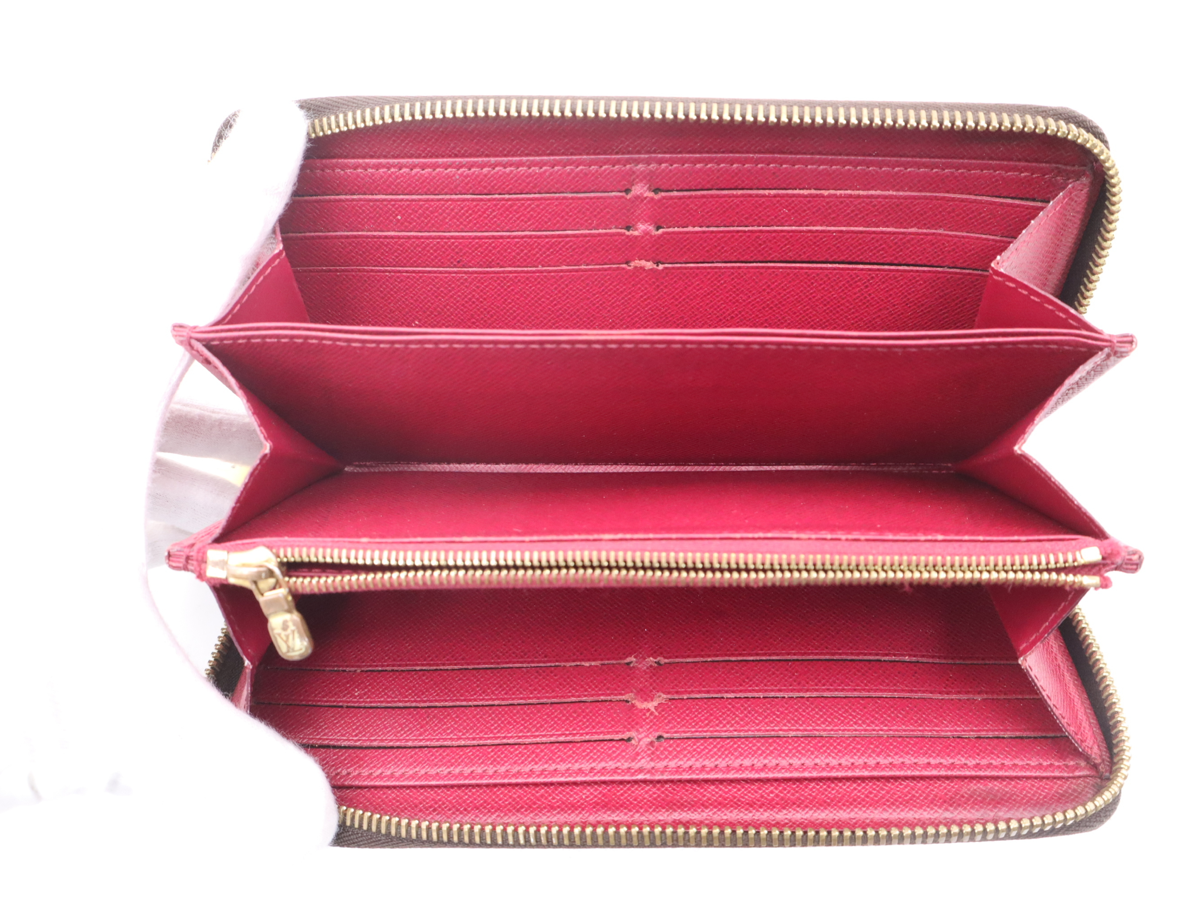M42616 Monogram Zippy Wallet — view 9