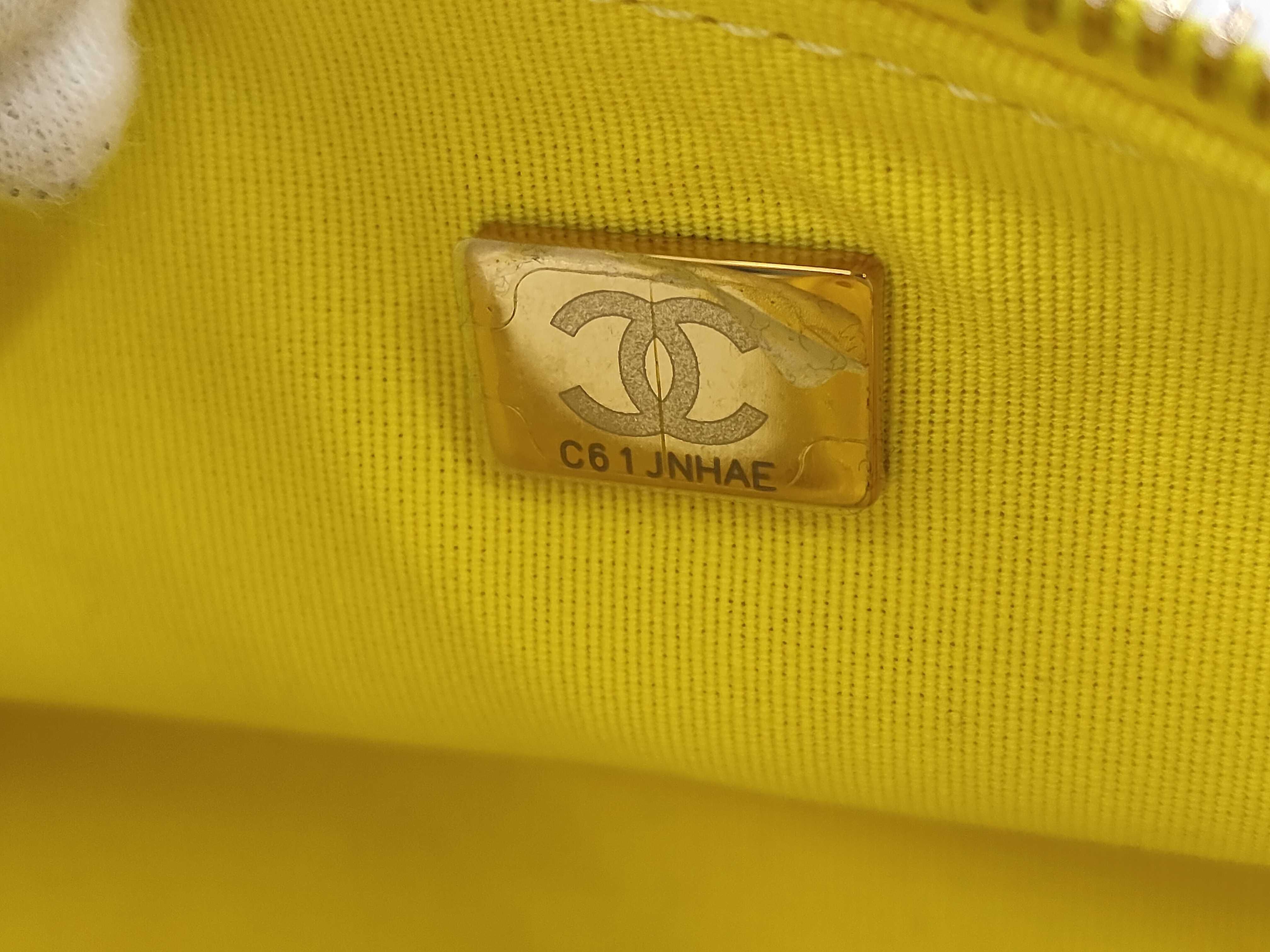 2196 Vanity Chain Shoulder Bag, Yellow — view 11
